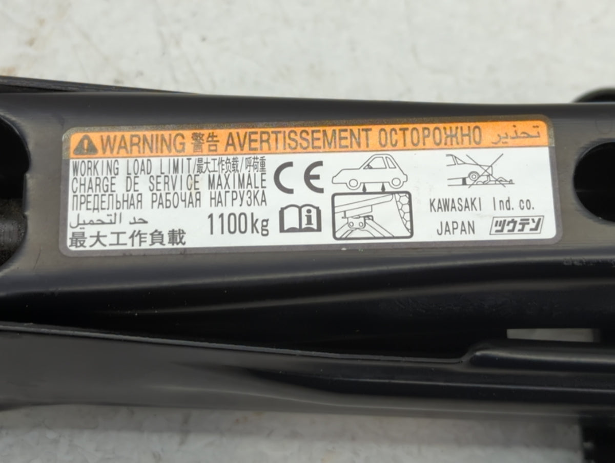 2021 Toyota C-hr Spare Scissor Car Jack 735231 - Oemusedautoparts1.com