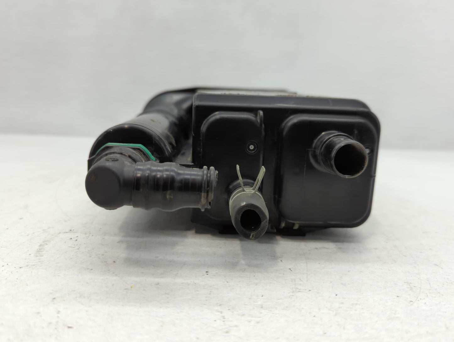 2021 Toyota C-hr Fuel Vapor Charcoal Canister - Oemusedautoparts1.com