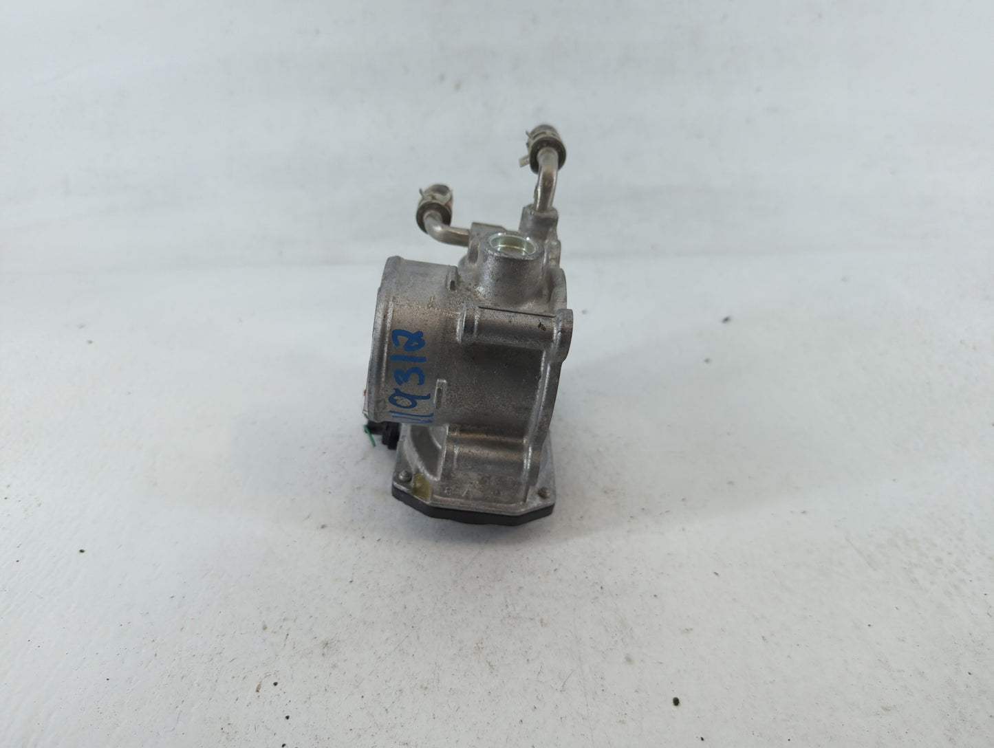 2018-2022 Toyota C-Hr Throttle Body P/N:22030-37040 Fits Fits 2013 2014 2018 2019 2020 2021 2022 OEM Used Auto Parts - Oemus