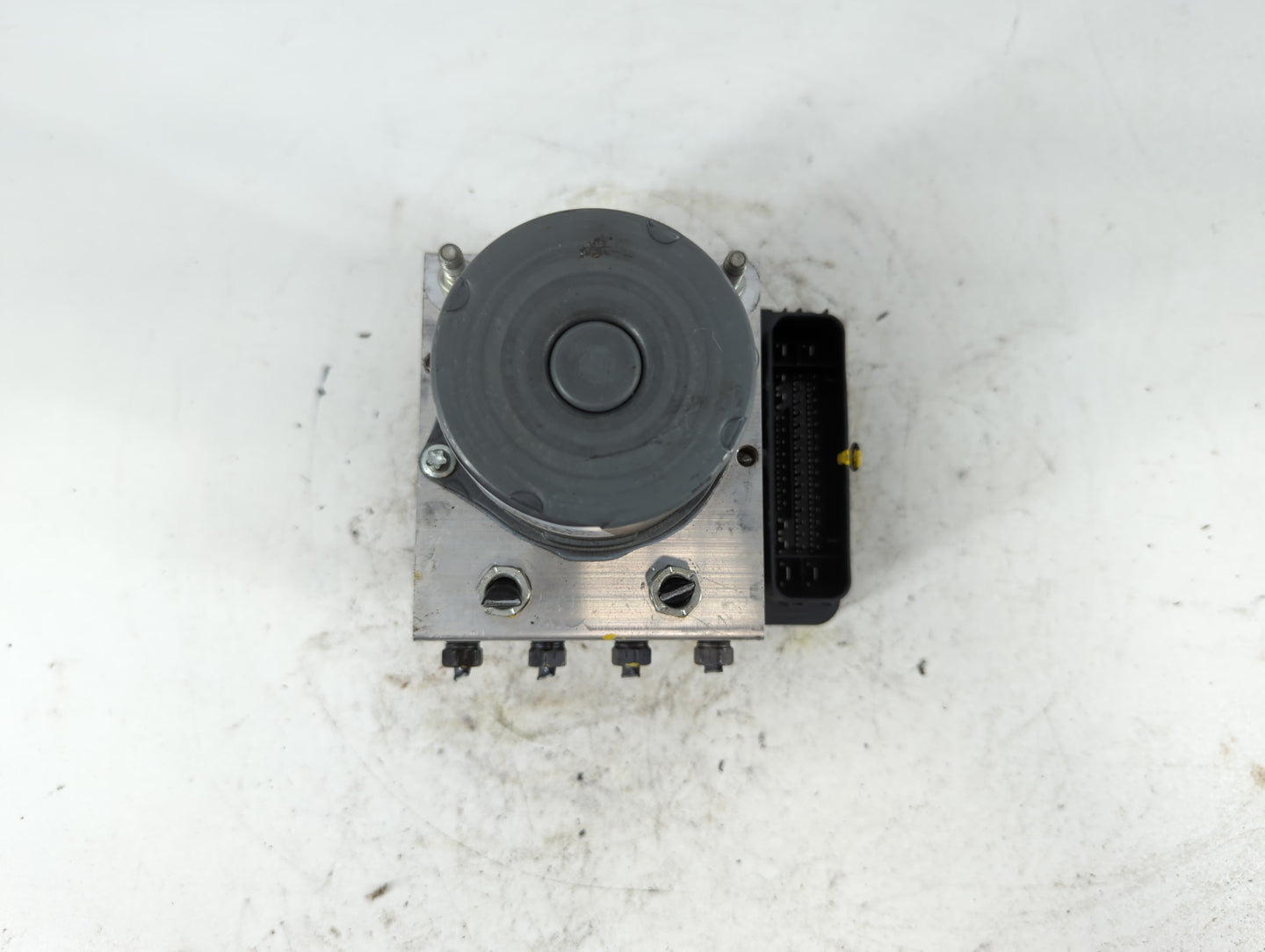 2020-2022 Toyota C-Hr ABS Pump Control Module Replacement P/N:44540-F4220 Fits Fits 2020 2021 2022 OEM Used Auto Parts - Oem