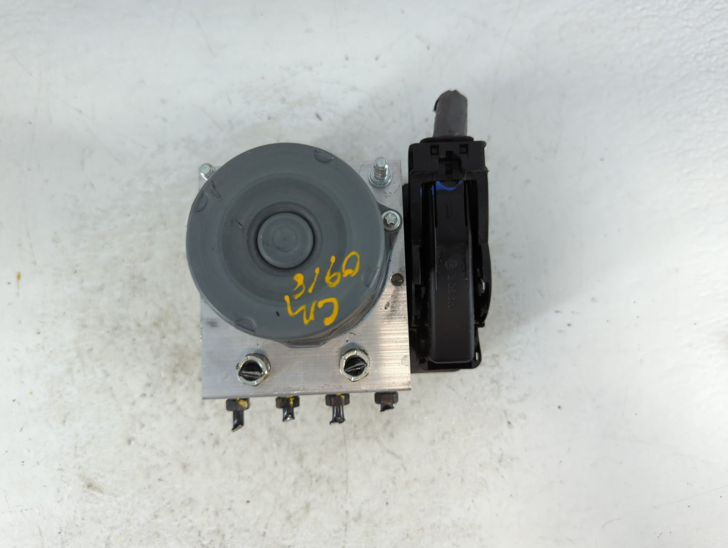 2020-2022 Toyota C-Hr ABS Pump Control Module Replacement P/N:44540-F4220 Fits Fits 2020 2021 2022 OEM Used Auto Parts - Oem