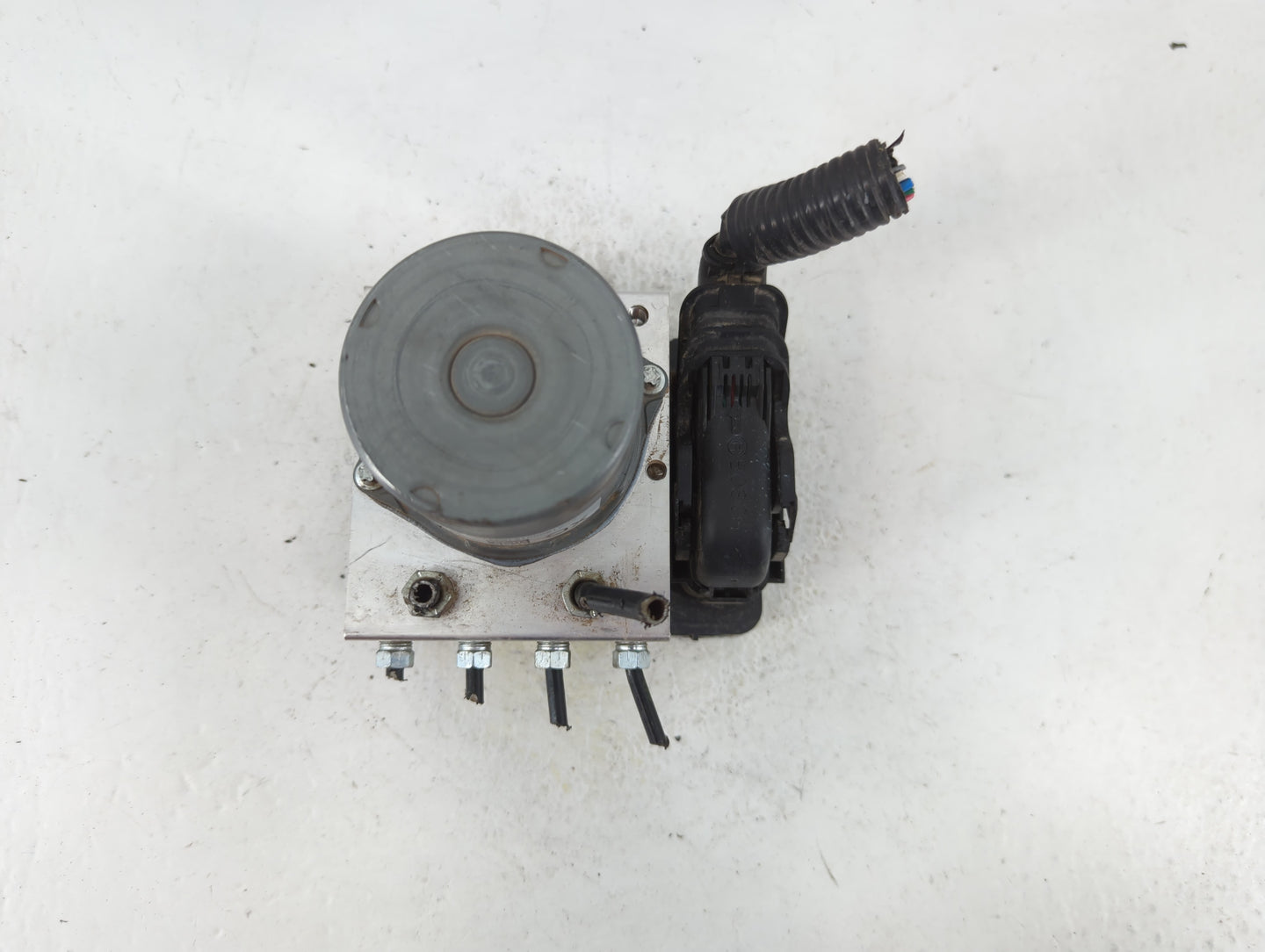 2021-2022 Toyota Camry ABS Pump Control Module Replacement P/N:44540 06450 Fits Fits 2021 2022 OEM Used Auto Parts - Oemused