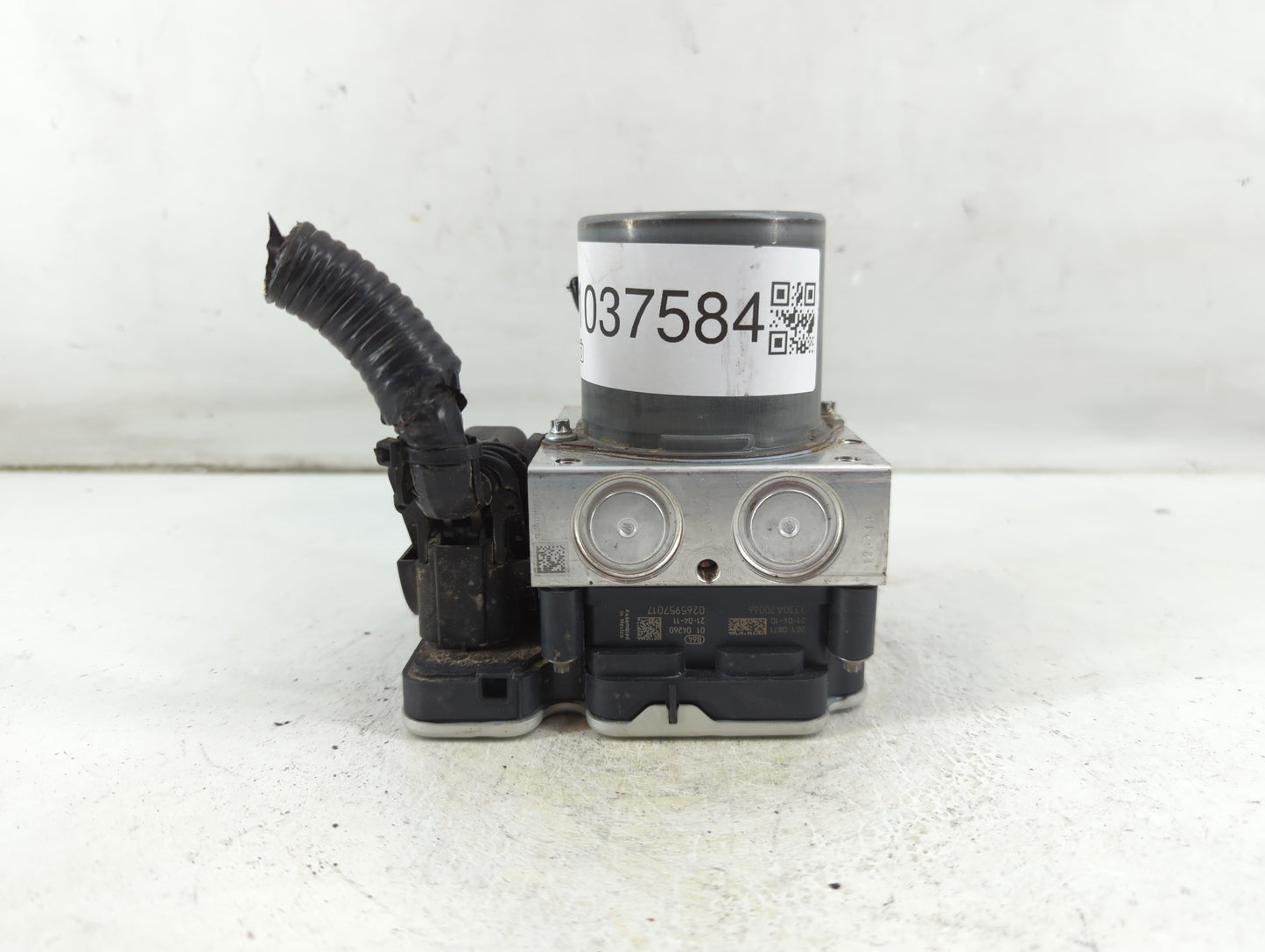 2021-2022 Toyota Camry ABS Pump Control Module Replacement P/N:44540 06450 Fits Fits 2021 2022 OEM Used Auto Parts - Oemused
