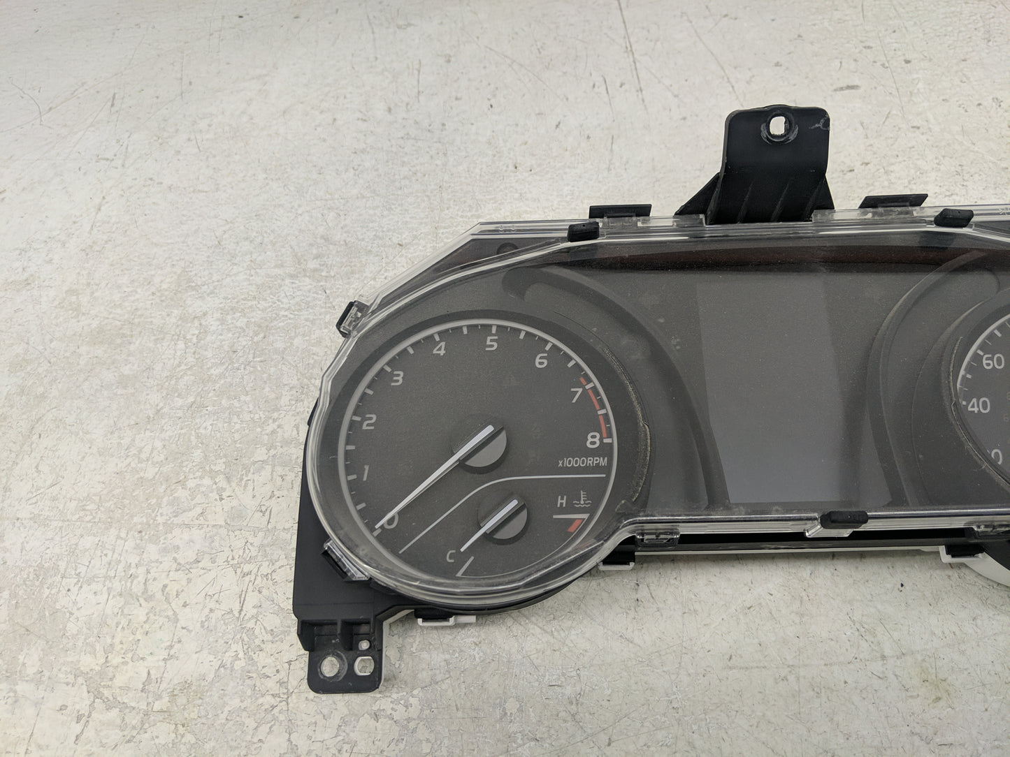 2019-2022 Toyota Camry Instrument Cluster Speedometer Gauges P/N:83800-0XD23-00 Fits Fits 2019 2020 2021 2022 OEM Used Auto 