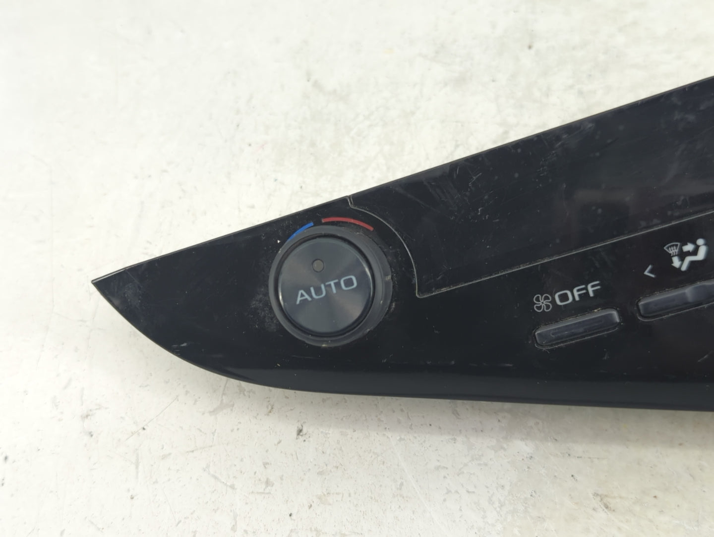 2018-2022 Toyota Camry Climate Control Module Temperature AC/Heater Replacement P/N:55900-06480-B Fits OEM Used Auto Parts -