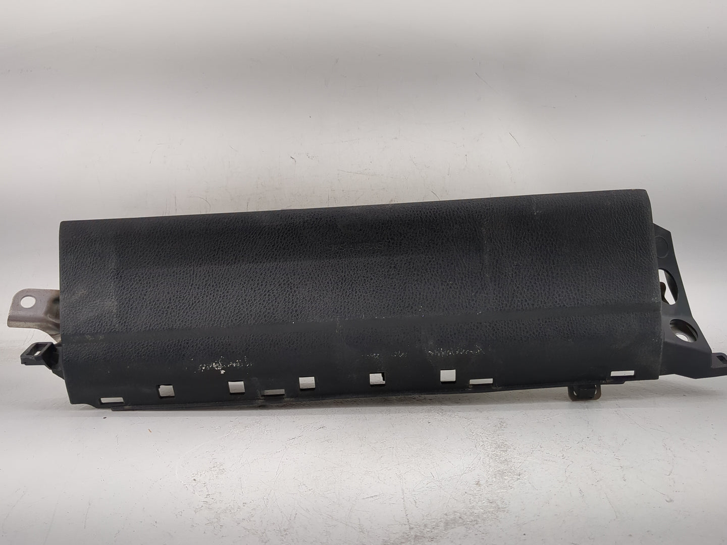 2018-2022 Toyota Camry Air Bag Passenger Right Dashboard OEM Fits Fits 2018 2019 2020 2021 2022 OEM Used Auto Parts - Oemuse