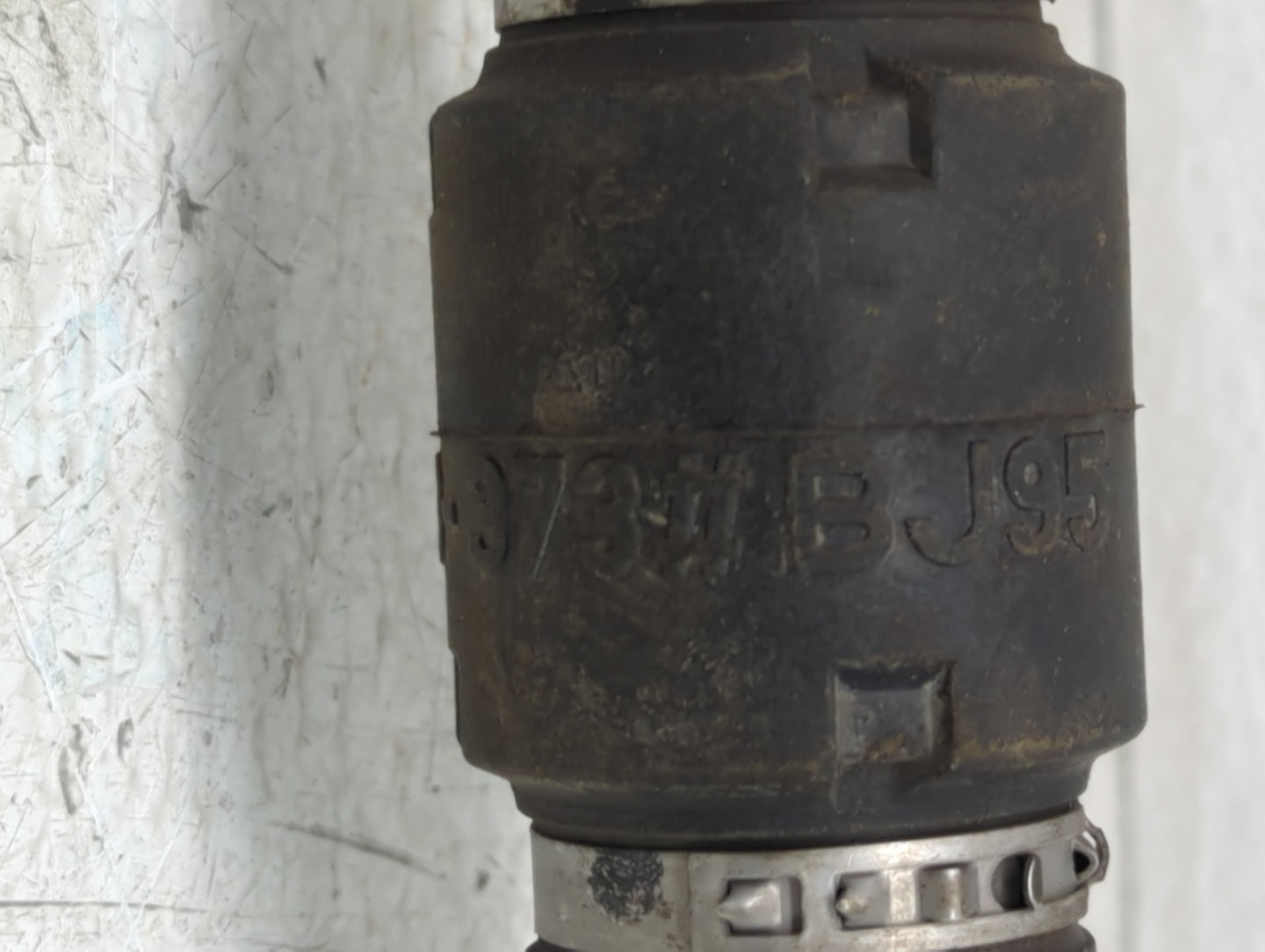 2018-2022 Toyota Camry Axle Shaft Front Passenger Cv C/v - Oemusedautoparts1.com