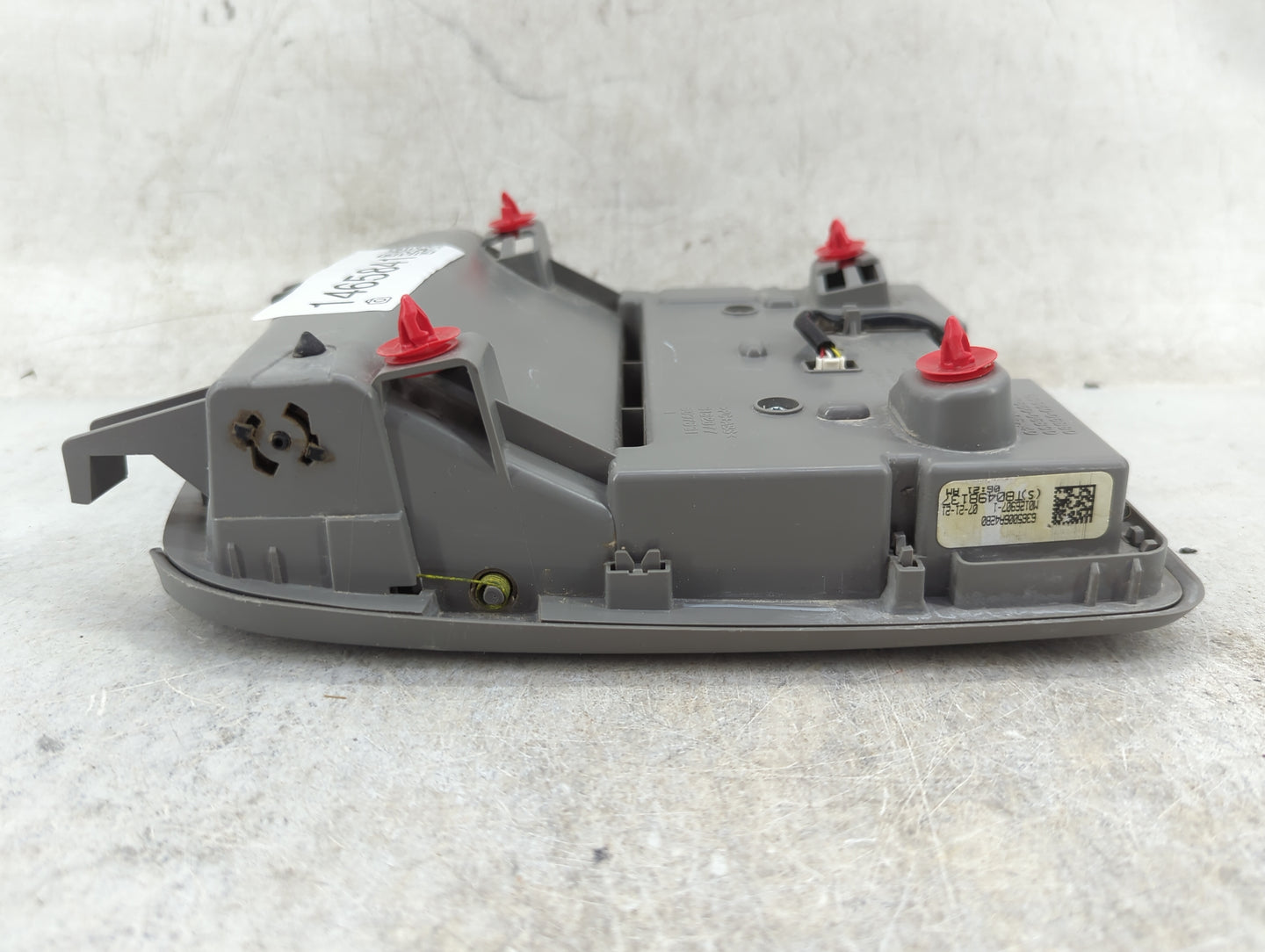 2021 Toyota Camry Overhead Roof Console 1465841 - Oemusedautoparts1.com