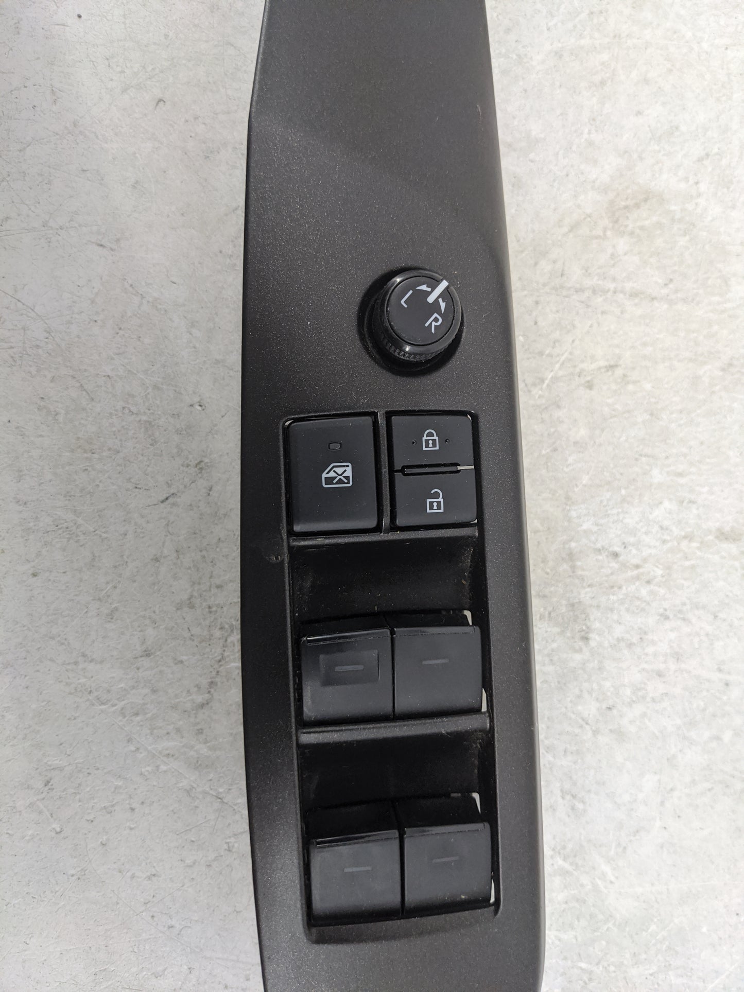 2018-2022 Toyota Camry Master Power Window Switch Replacement Driver Side Left P/N:84040-0E130 208-1U17TM0E13 Fits OEM Used 