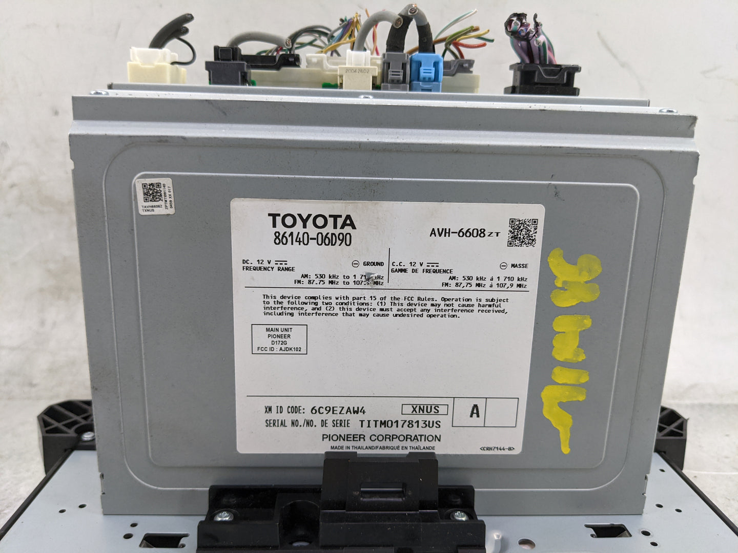 2020-2022 Toyota Camry Radio AM FM Cd Player Receiver Replacement P/N:86140-06D90 AVH-6608, D172G Fits Fits 2020 2021 2022 O