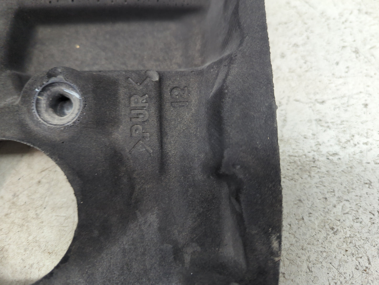 2021 Toyota Camry Engine Cover Black - Oemusedautoparts1.com