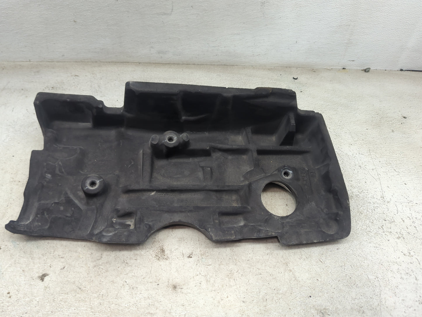 2021 Toyota Camry Engine Cover Black - Oemusedautoparts1.com