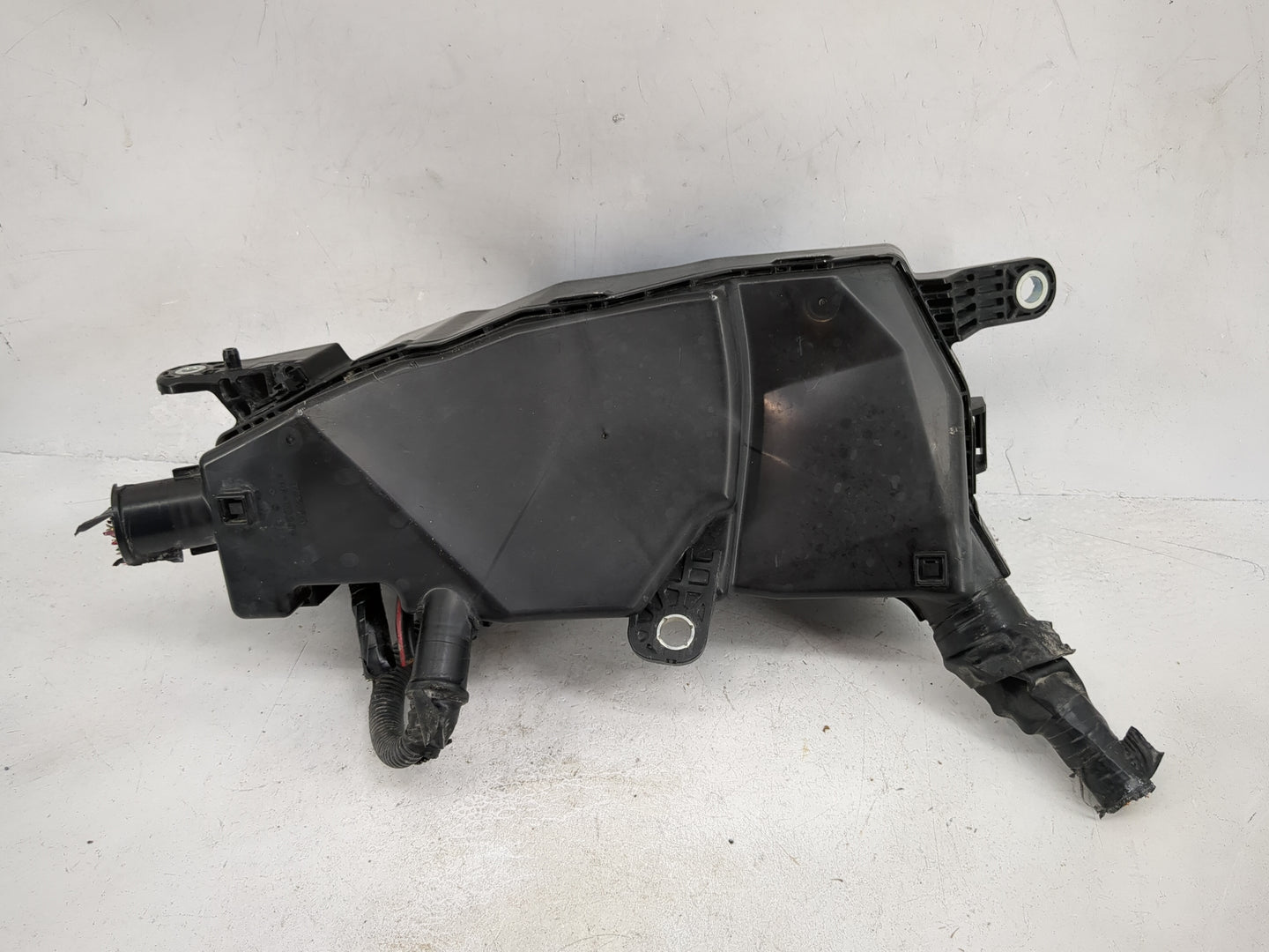 2018-2022 Toyota Camry Fusebox Fuse Box Panel Relay Module P/N:82620-33130 Fits Fits 2018 2019 2020 2021 2022 OEM Used Auto 