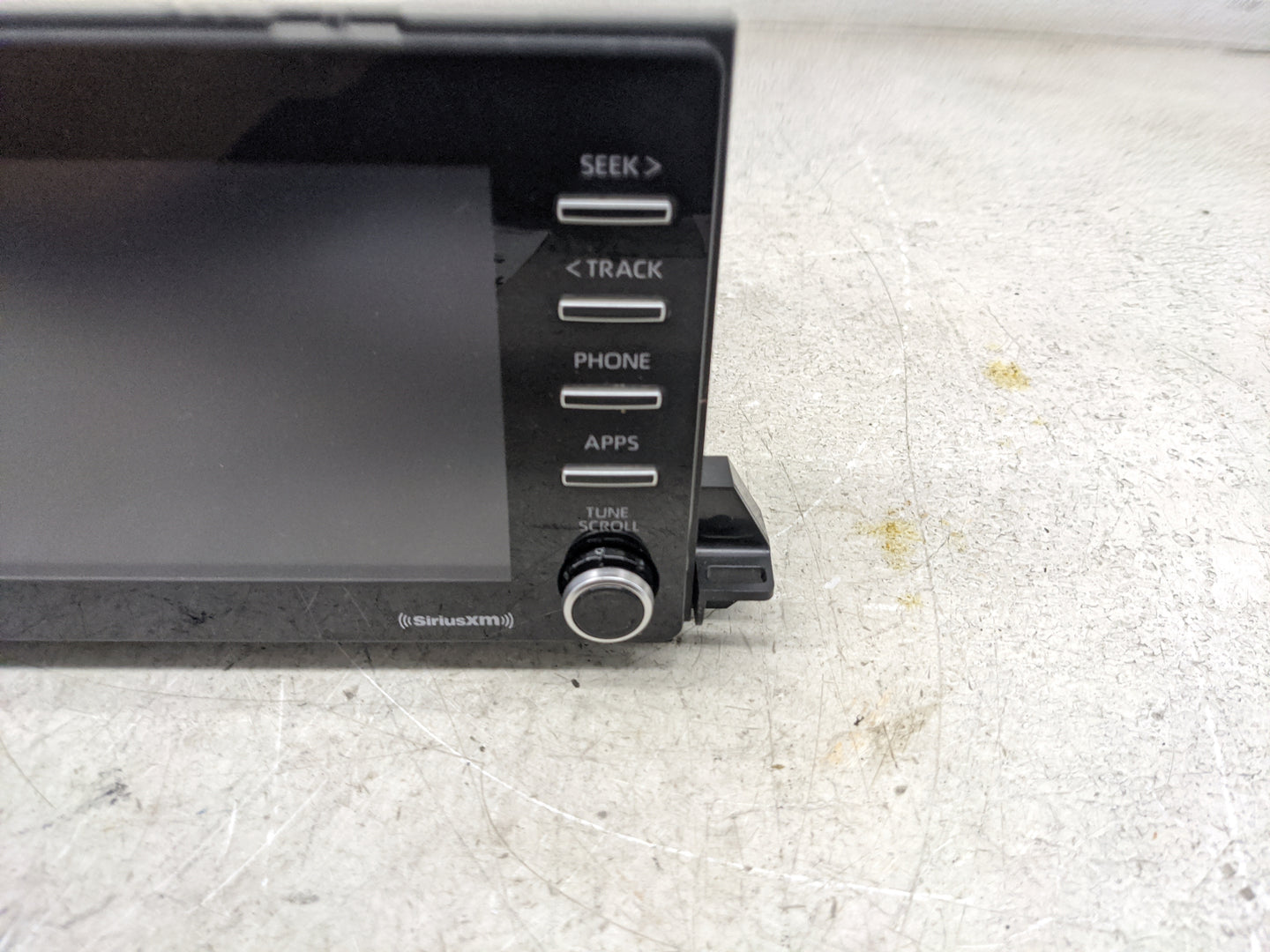 2020-2022 Toyota Camry Radio AM FM Cd Player Receiver Replacement P/N:86140-06D90 AVH-6608, D172G Fits Fits 2020 2021 2022 O
