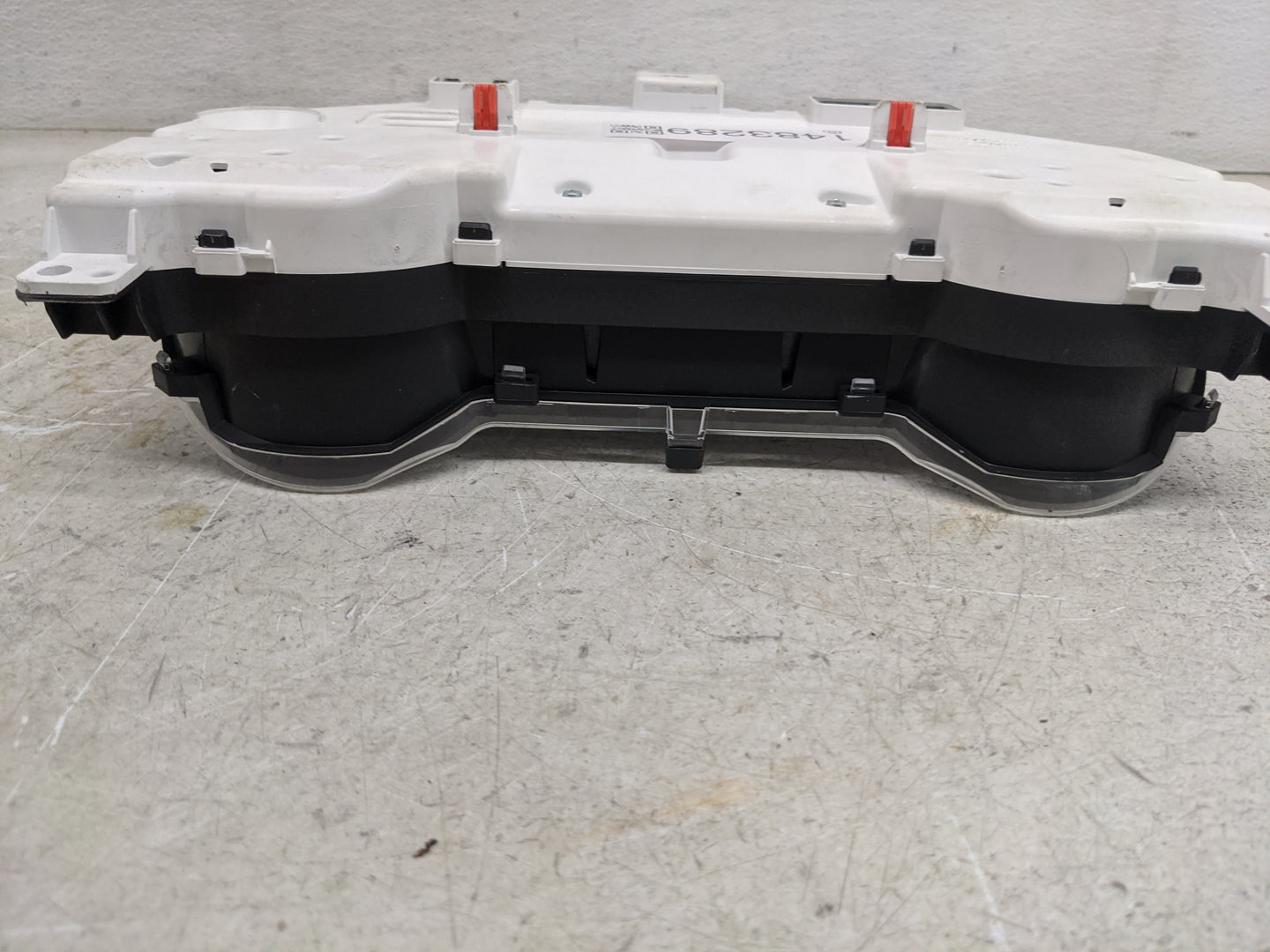 2019-2022 Toyota Camry Instrument Cluster Speedometer Gauges P/N:83800-0XD23-00 TN257590-9406 Miles: Fits Fits 2019 2020 202