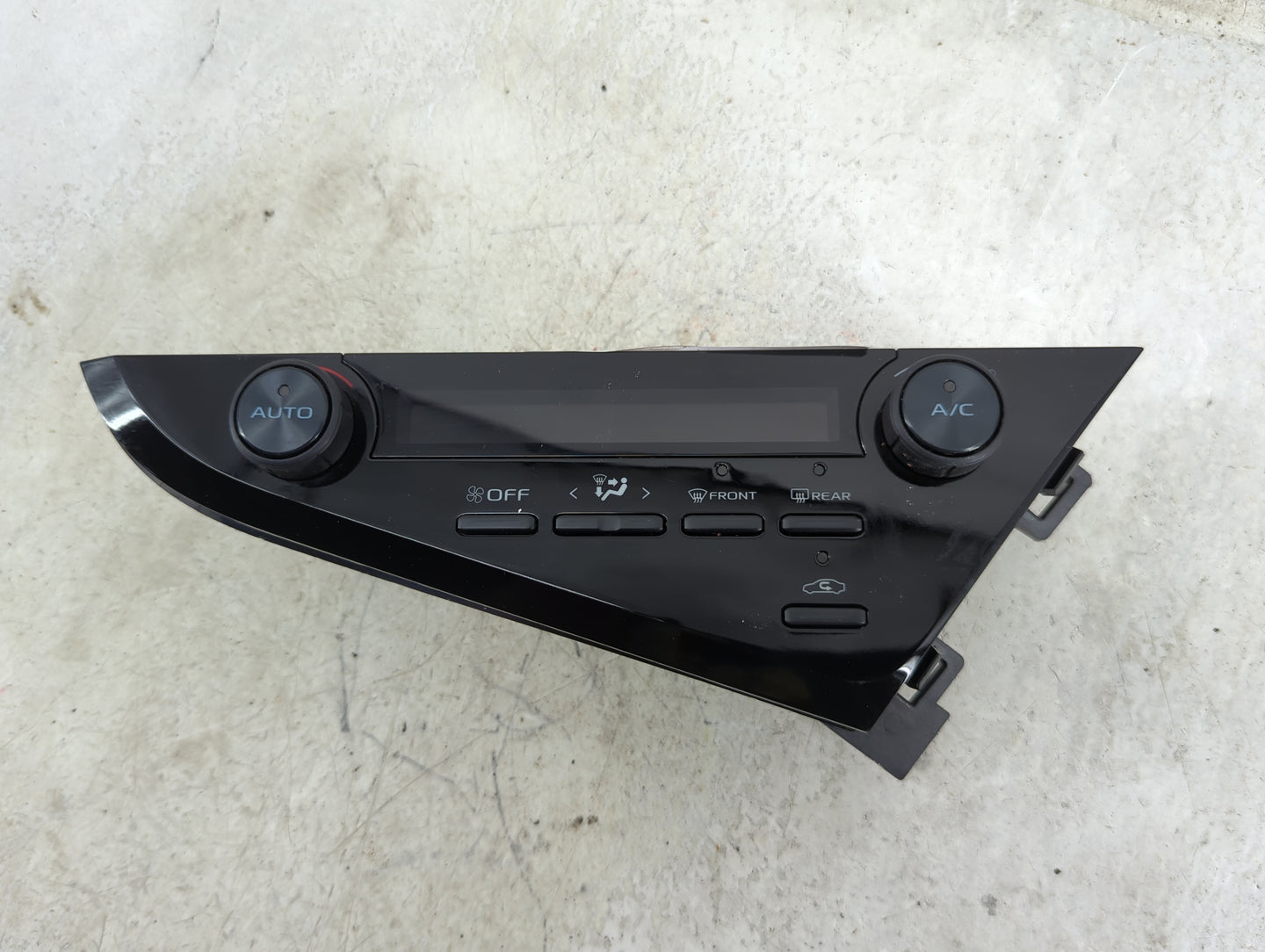 2018-2022 Toyota Camry Climate Control Module Temperature AC/Heater Replacement P/N:55900-06480 A2C39604206 Fits OEM Used Au