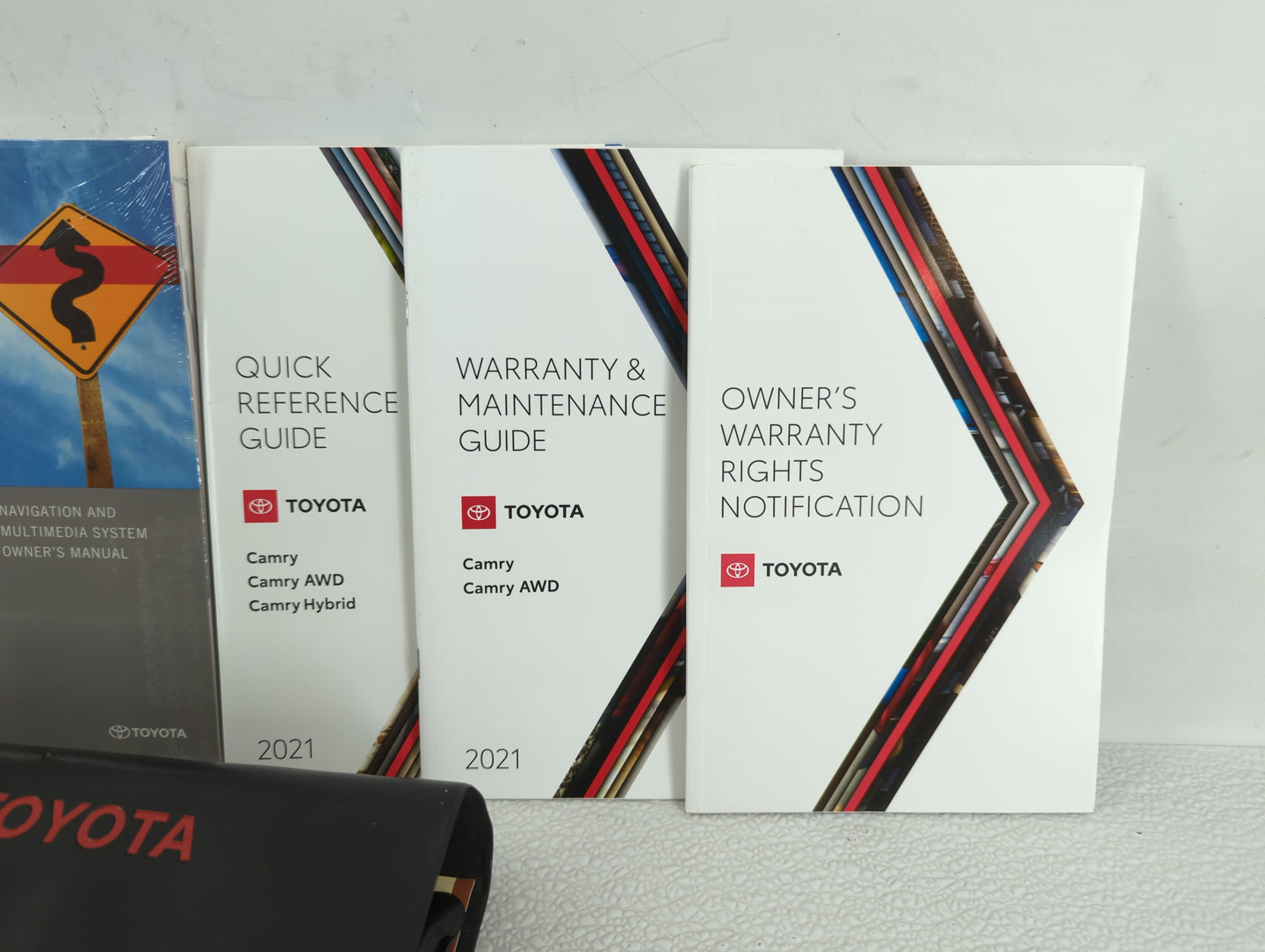 2021 Toyota Camry Owners Manual Book Guide OEM Used Auto Parts - Oemusedautoparts1.com