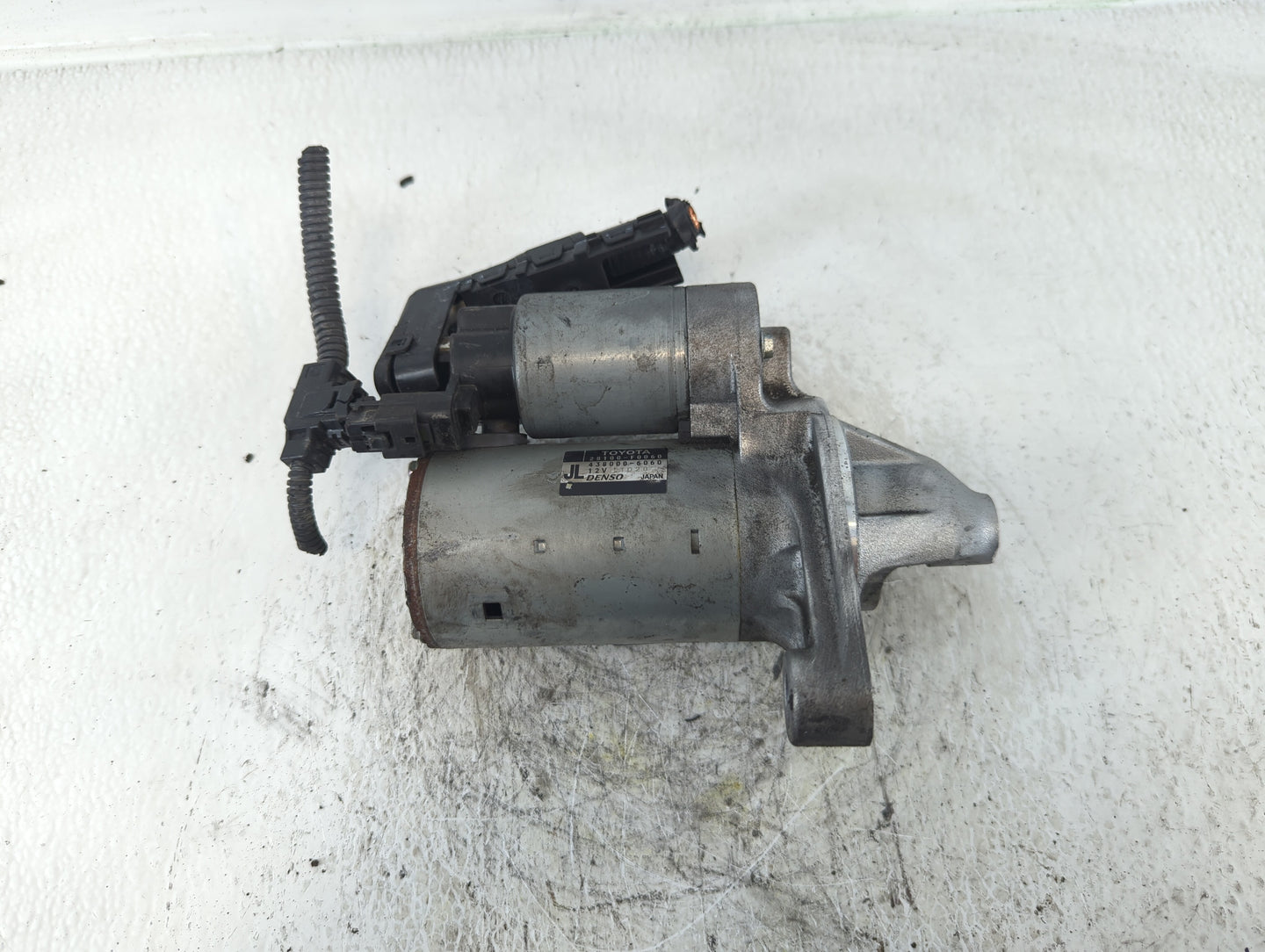 2018-2022 Toyota Camry Car Starter Motor Solenoid OEM P/N:438000-6060 28100-F0060 Fits Fits 2018 2019 2020 2021 2022 OEM Use