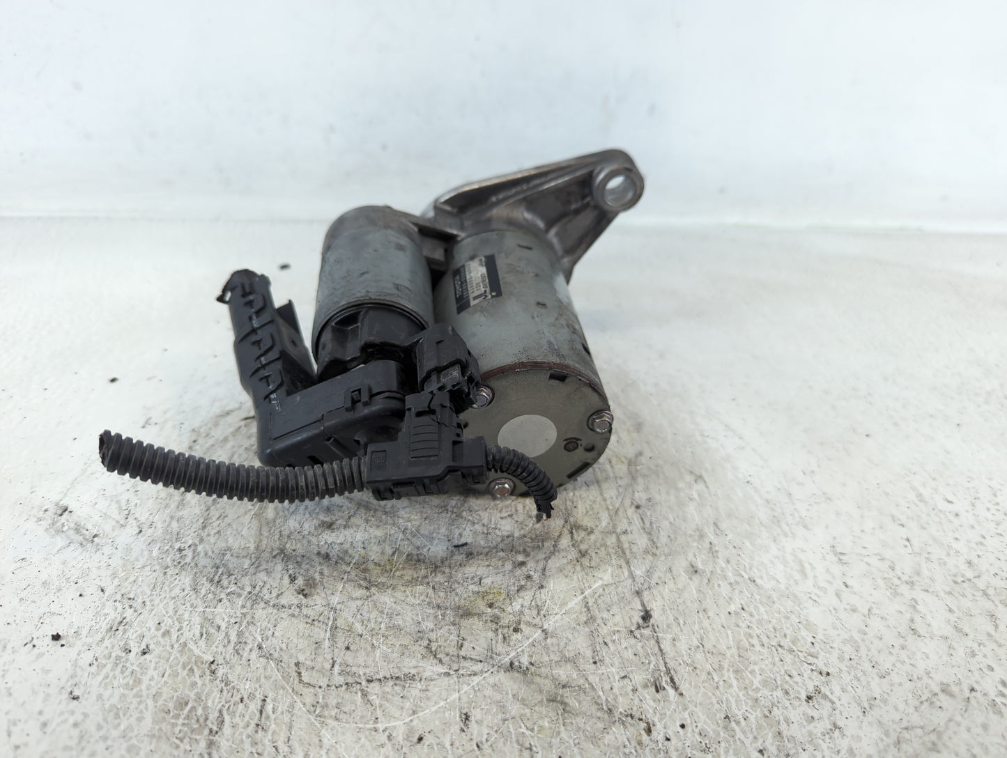 2018-2022 Toyota Camry Car Starter Motor Solenoid OEM P/N:438000-6060 28100-F0060 Fits Fits 2018 2019 2020 2021 2022 OEM Use