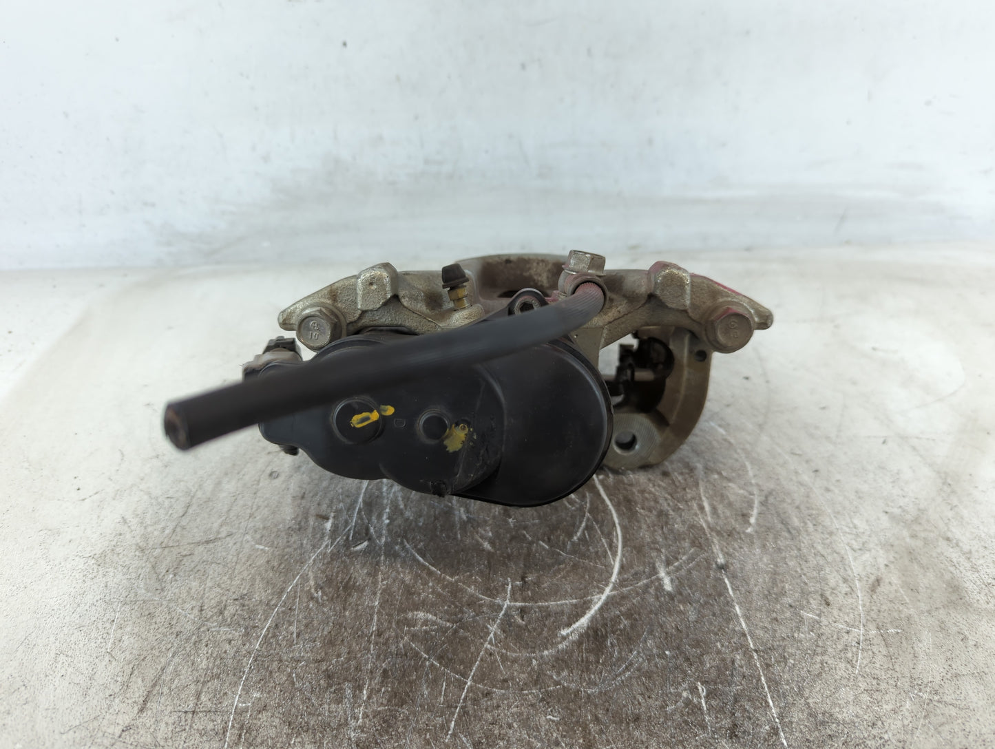 2018-2022 Toyota Camry Front Passenger Right Brake Caliper - Oemusedautoparts1.com