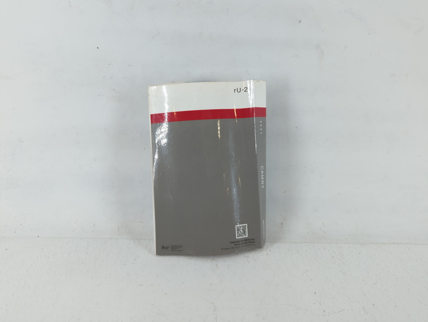 2021 Toyota Camry Owners Manual Book Guide P/N:01999-06242 OEM Used Auto Parts - Oemusedautoparts1.com