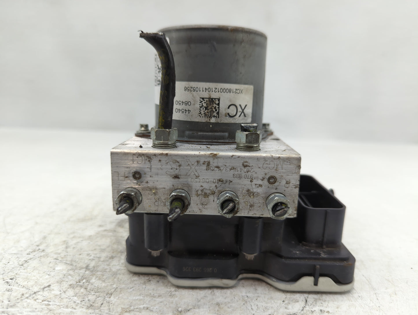 2021-2022 Toyota Camry ABS Pump Control Module Replacement P/N:44540 06450 Fits Fits 2021 2022 OEM Used Auto Parts - Oemused