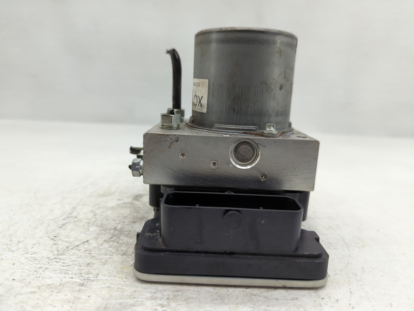 2021-2022 Toyota Camry ABS Pump Control Module Replacement P/N:44540 06450 Fits Fits 2021 2022 OEM Used Auto Parts - Oemused
