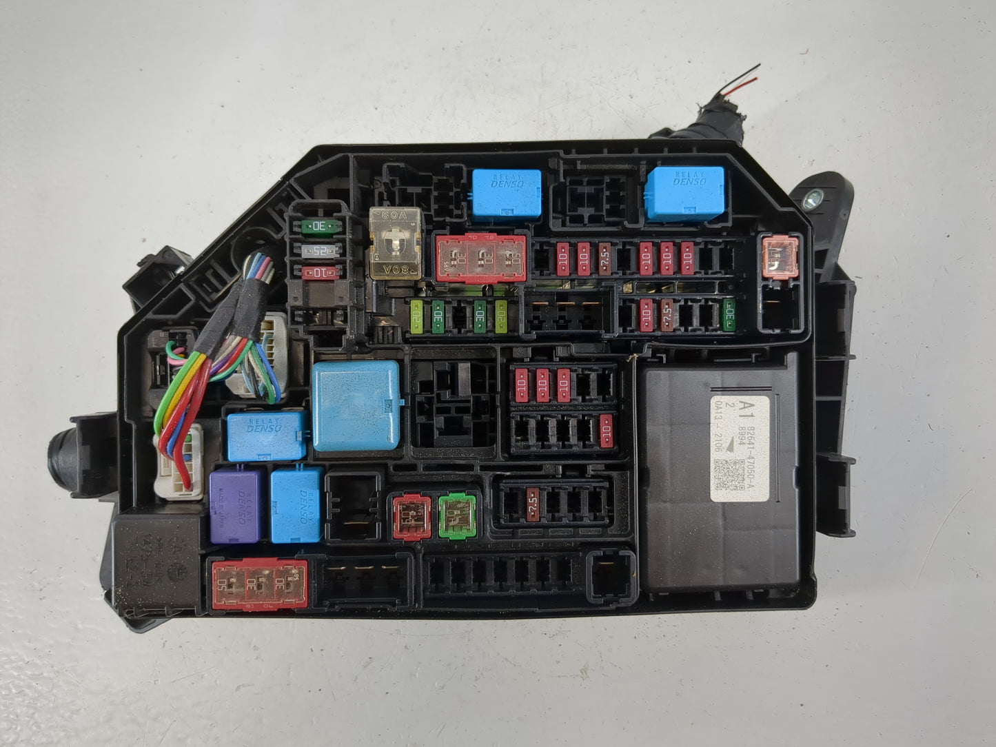 2020-2022 Toyota Corolla Fusebox Fuse Box Panel Relay Module P/N:82641-47050 Fits Fits 2020 2021 2022 OEM Used Auto Parts - 