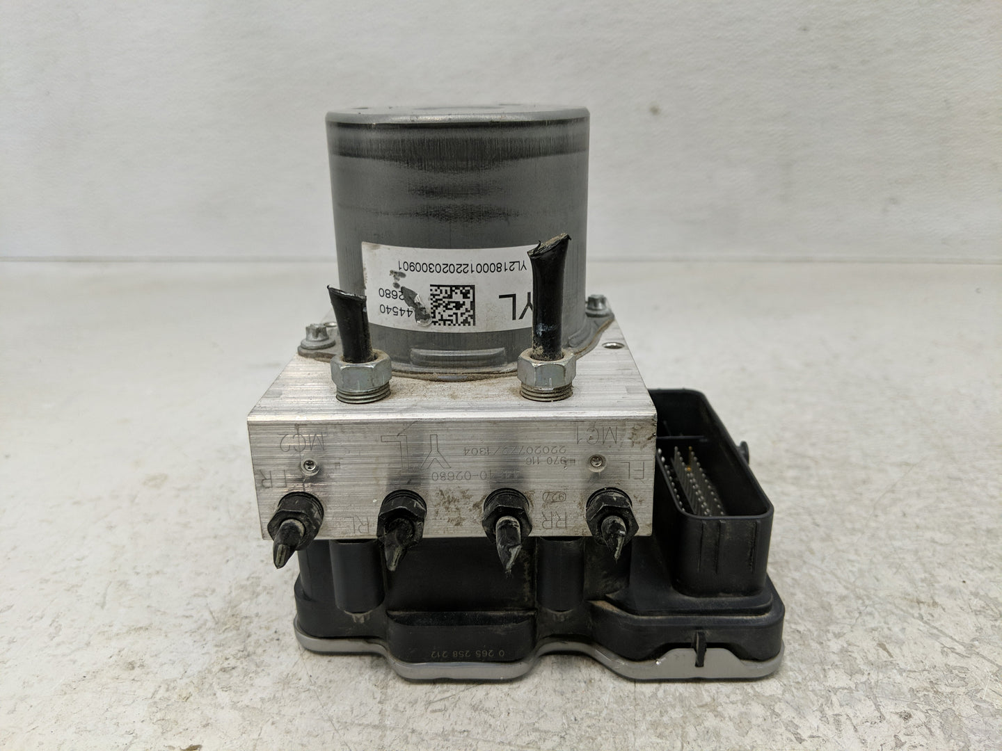 2020-2022 Toyota Corolla ABS Pump Control Module Replacement P/N:44540 02680 Fits Fits 2020 2021 2022 OEM Used Auto Parts - 