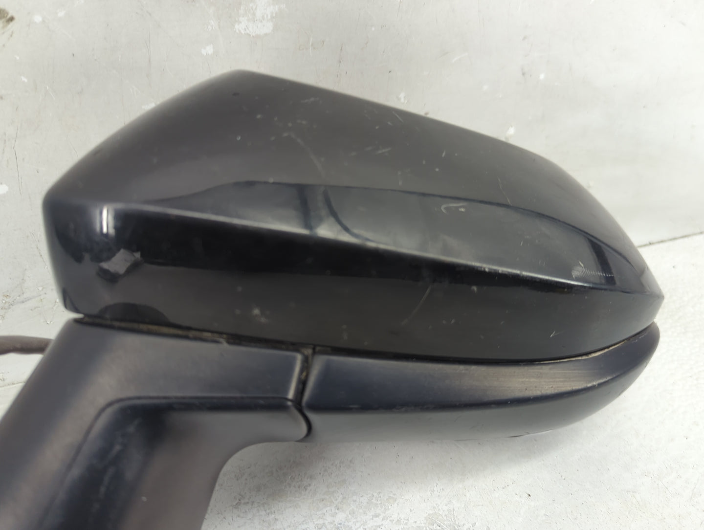 2020-2022 Toyota Corolla Driver Side View Mirror - Left Door Mirror OEM Used - Oemusedautoparts1.com