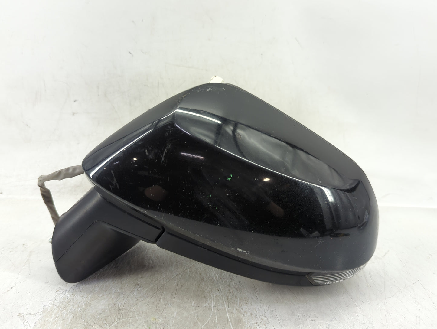 2019-2022 Toyota Corolla Driver Side View Mirror - Left Door Mirror OEM Used - Oemusedautoparts1.com