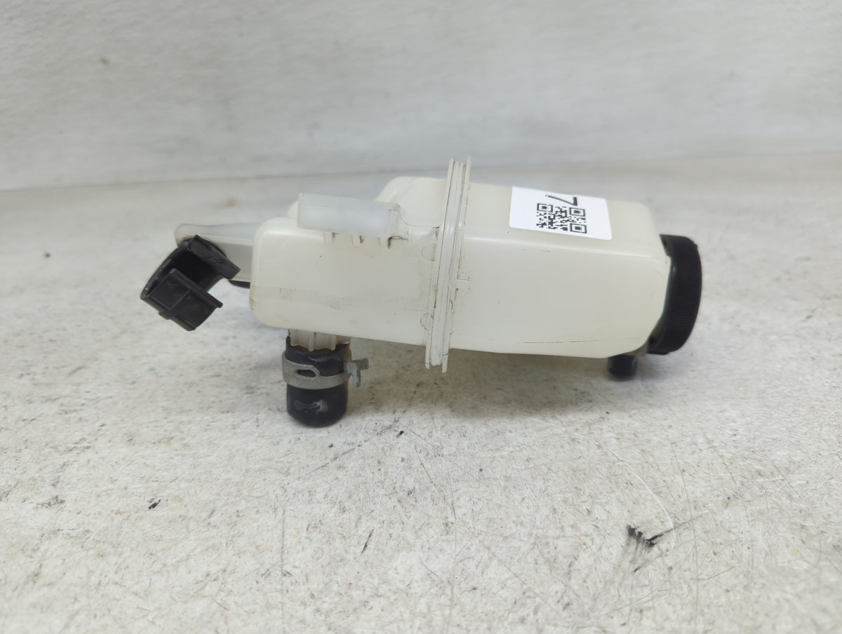 2021-2022 Toyota Corolla Radiator Coolant Overflow Expansion Tank Bottle - Oemusedautoparts1.com