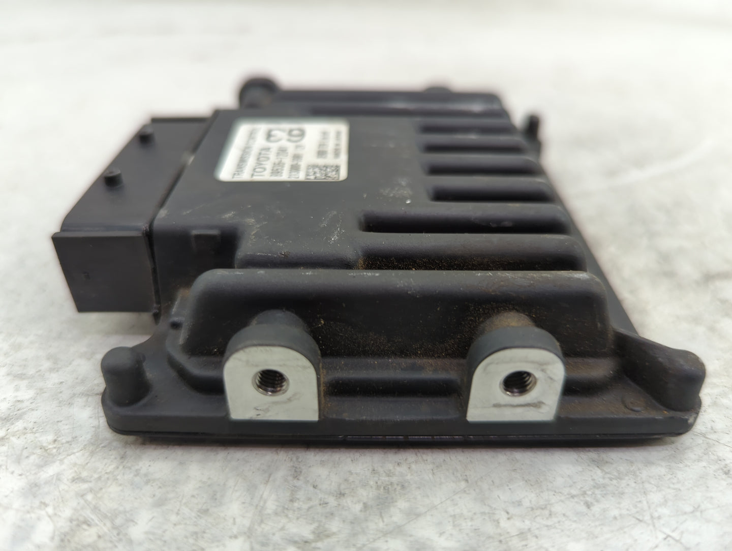 2019-2021 Toyota Corolla Transmission Control Module Tcu Tcm - Oemusedautoparts1.com