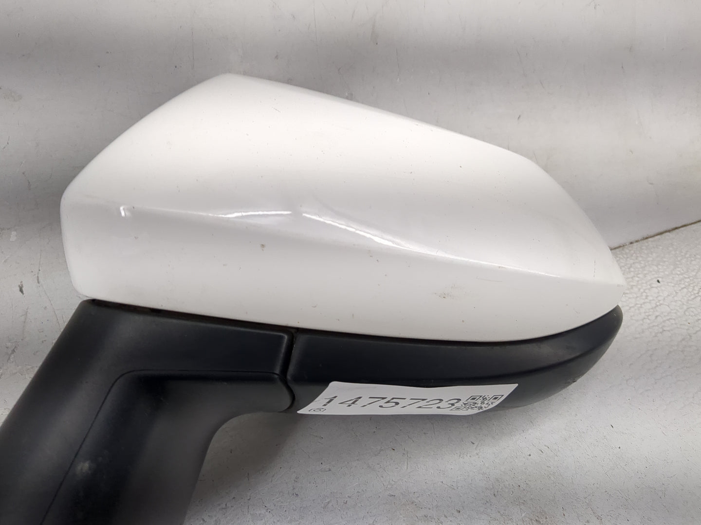 2020-2022 Toyota Corolla Driver Side View Mirror - Left Door Mirror OEM Used - Oemusedautoparts1.com