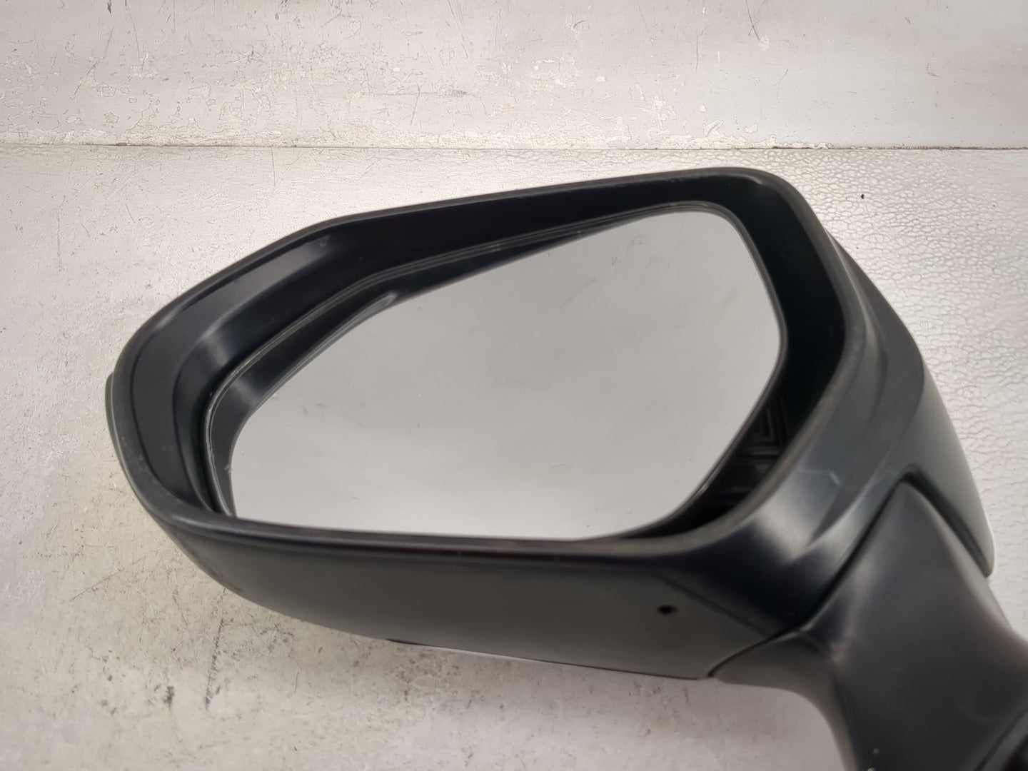 2020-2022 Toyota Corolla Driver Side View Mirror - Left Door Mirror OEM Used - Oemusedautoparts1.com