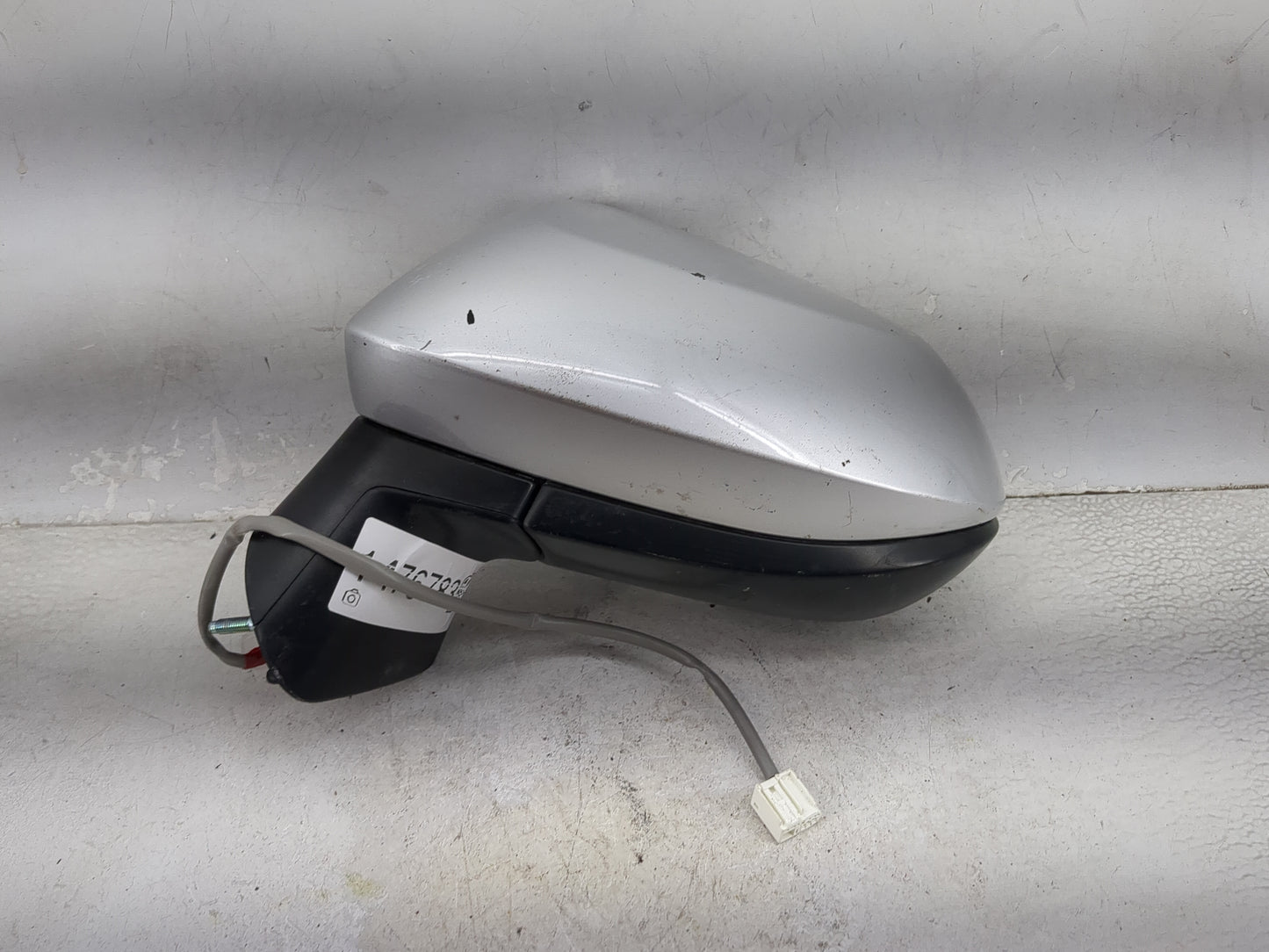 2020-2022 Toyota Corolla Passenger Side View Mirror - Right Door Mirror OEM Used - Oemusedautoparts1.com