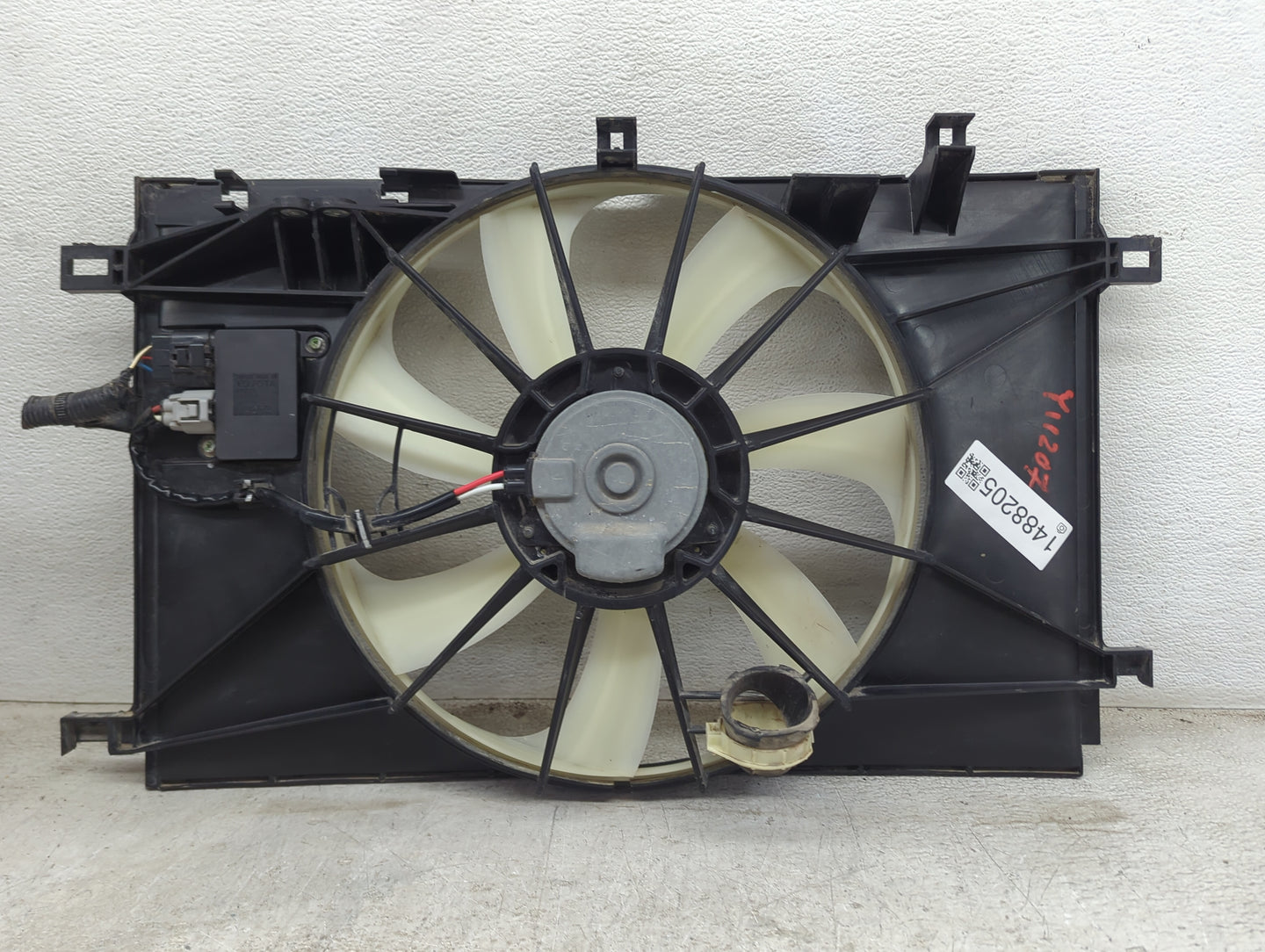 2020-2022 Toyota Corolla Electric Radiator Cooling Fan Motor Assembly Fits Fits 2020 2021 2022 OEM Used Auto Parts - Oemused