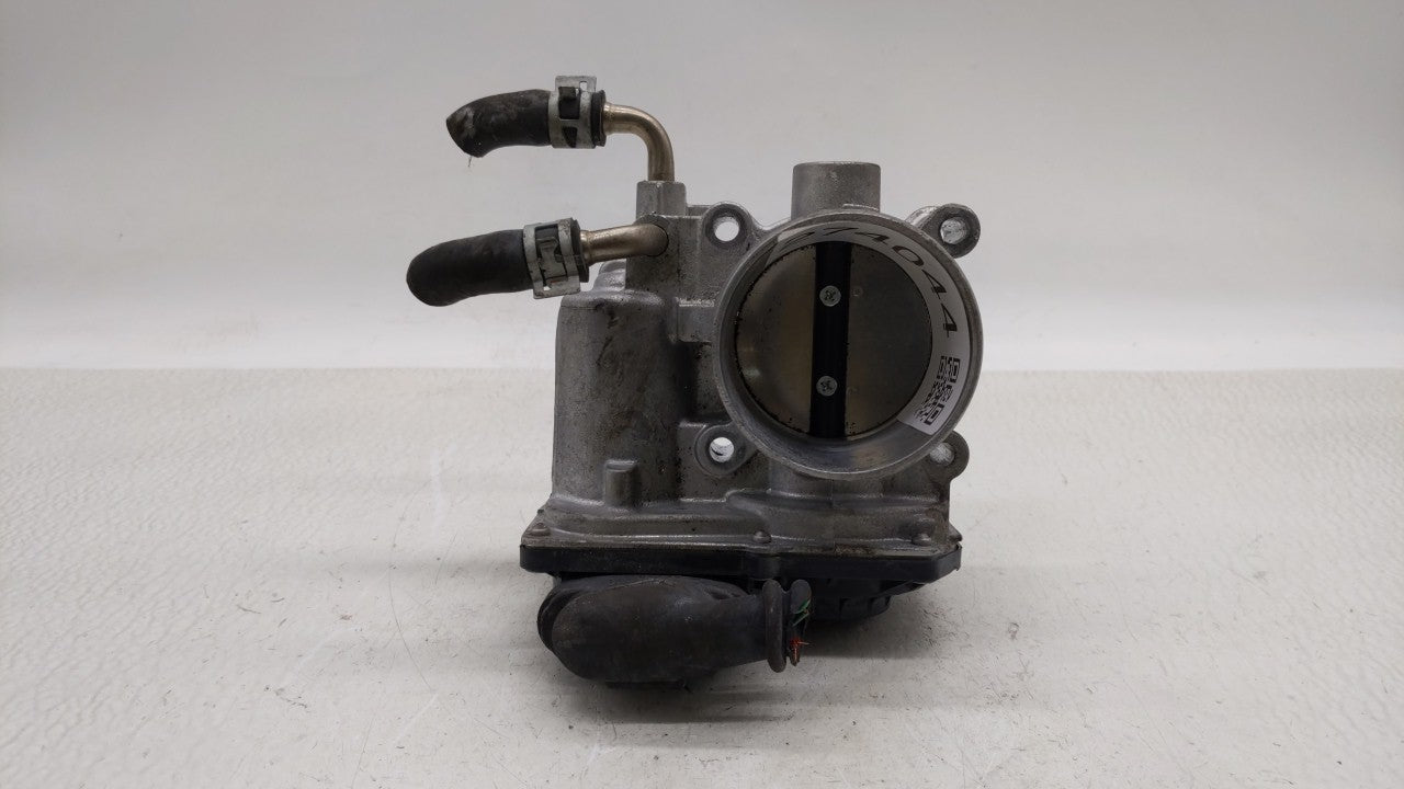 2021 Toyota Corolla Throttle Body P/N:22030-0T130 22030-37040 Fits Fits 2013 2014 OEM Used Auto Parts - Oemusedautoparts1.co