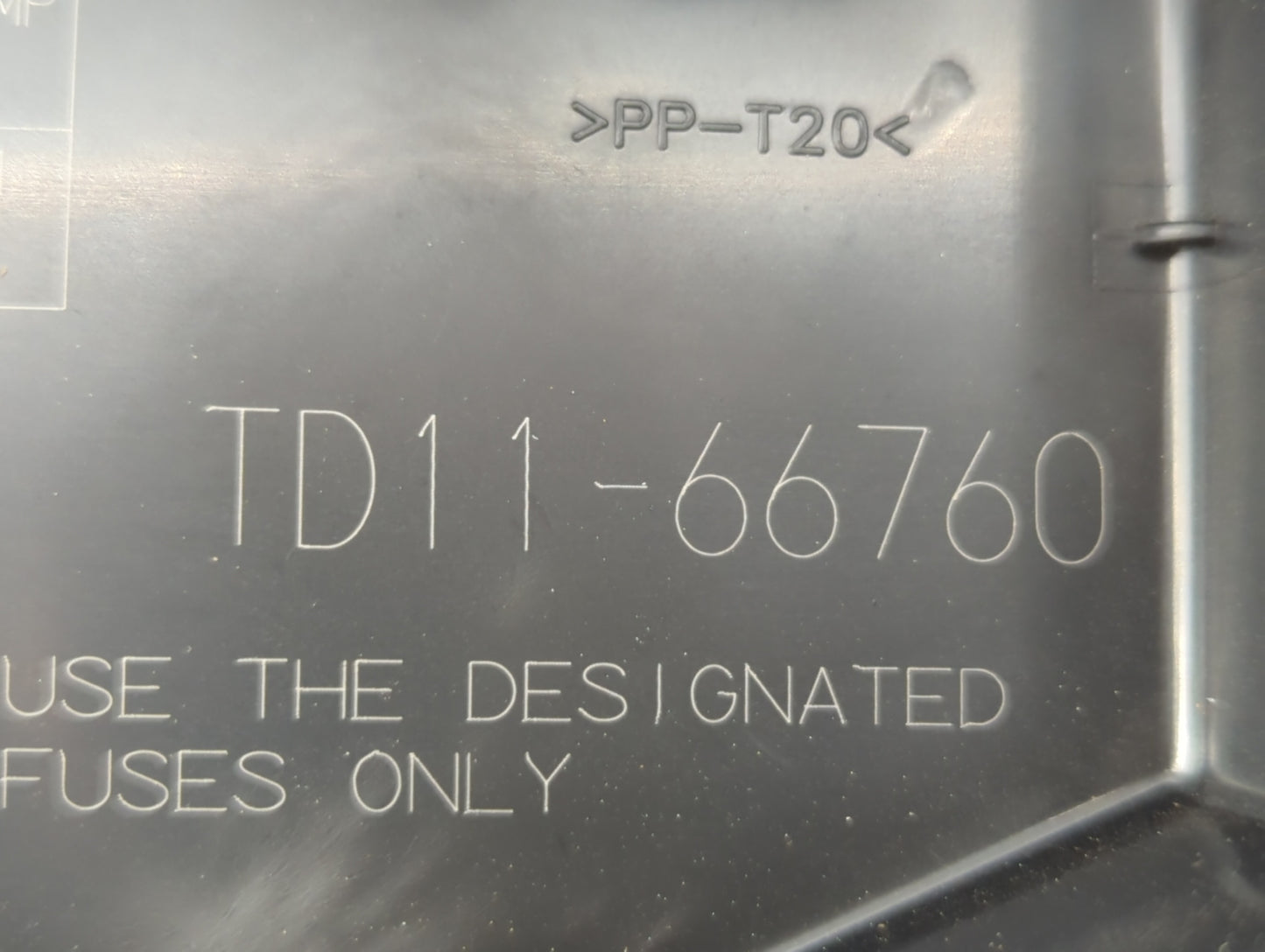 2020-2022 Toyota Corolla Fusebox Fuse Box Panel Relay Module P/N:TD11-66760 Fits Fits 2020 2021 2022 OEM Used Auto Parts - O