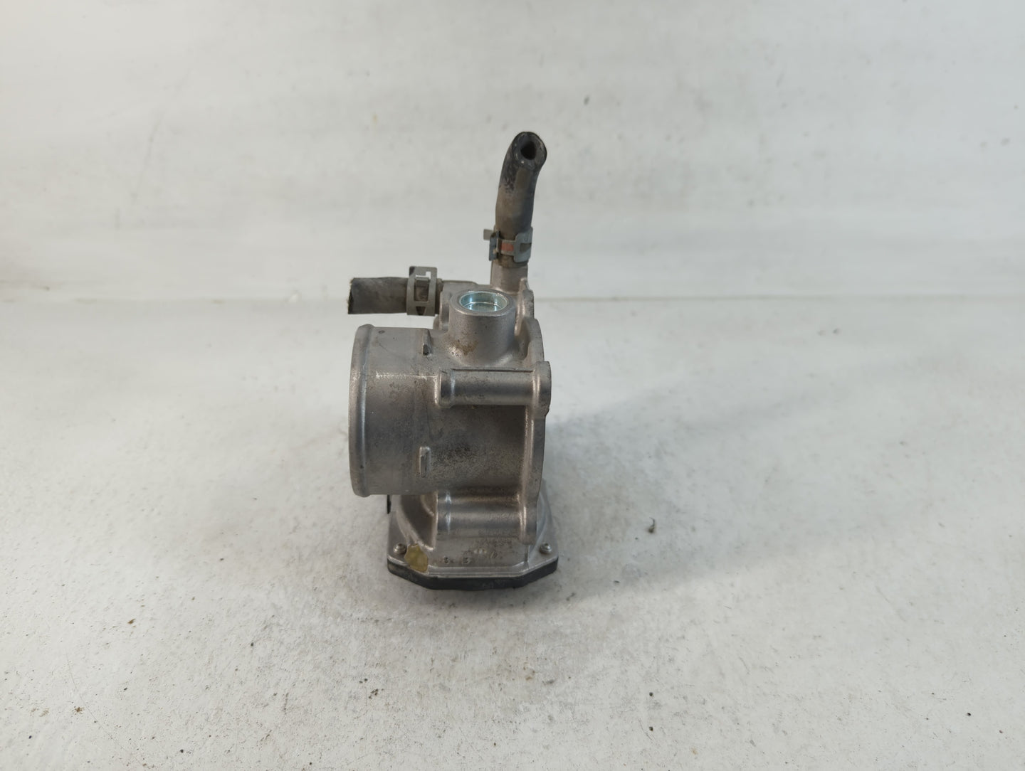 2021 Toyota Corolla Throttle Body P/N:22030-37060 Fits OEM Used Auto Parts - Oemusedautoparts1.com