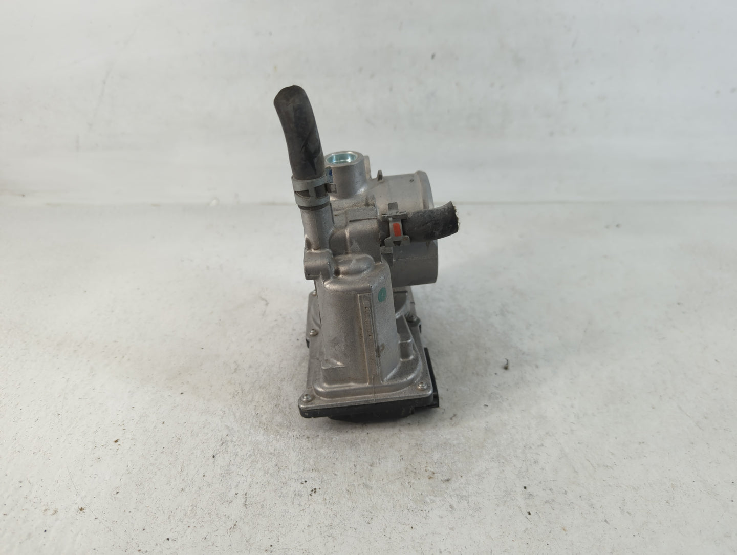 2021 Toyota Corolla Throttle Body P/N:22030-37060 Fits OEM Used Auto Parts - Oemusedautoparts1.com