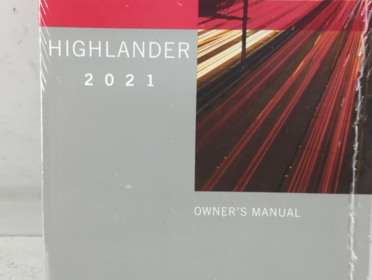 2021 Toyota Highlander Owners Manual Book Guide P/N:01999-0E142 OEM Used Auto Parts - Oemusedautoparts1.com