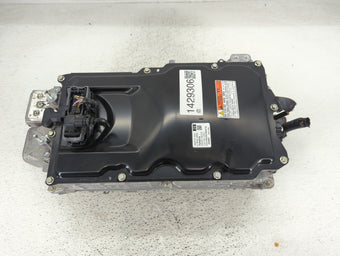 compare product 2020-2022 Toyota Highlander Hybrid DC Synergy Drive Power Inverter P/N:G92A0-48330 Fits Fits 2020 2021 2022 OEM Used Auto Parts