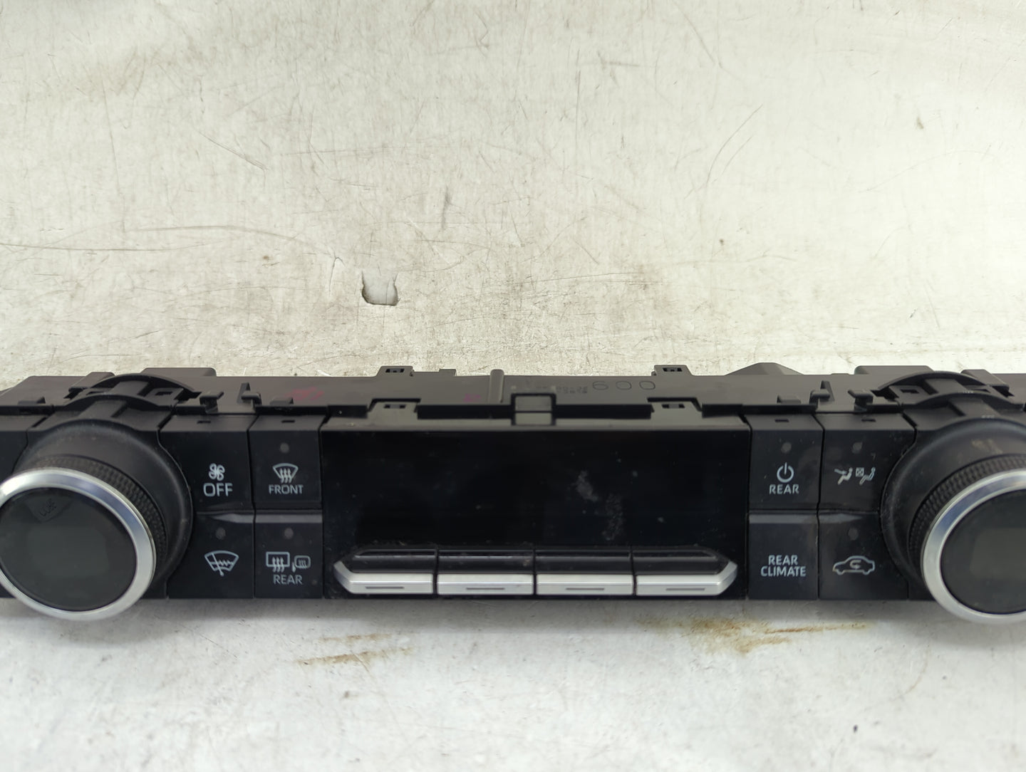 2020-2022 Toyota Highlander Climate Control Module Temperature AC/Heater Replacement P/N:55900-0E680 Fits Fits 2020 2021 202