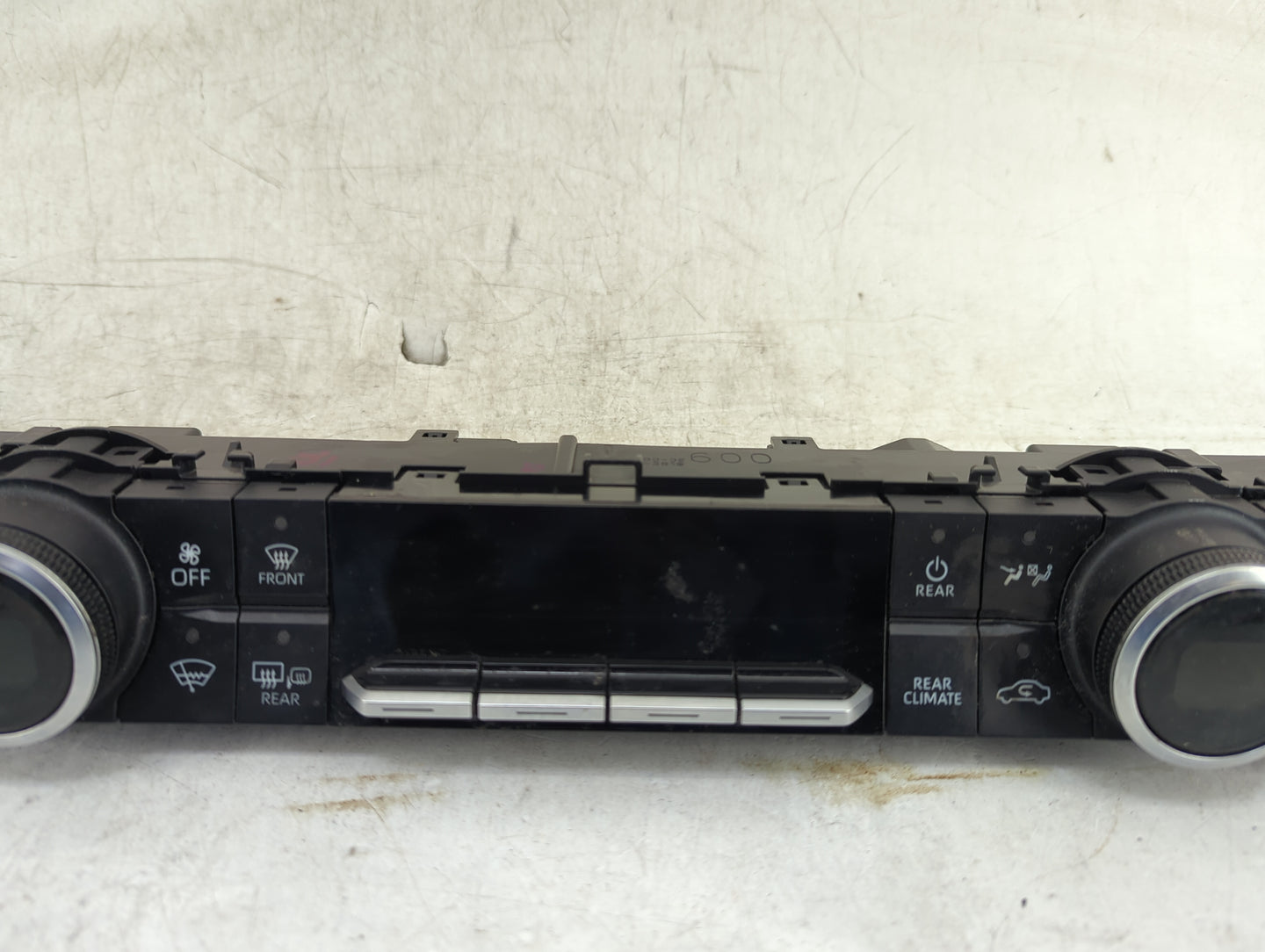 2020-2022 Toyota Highlander Climate Control Module Temperature AC/Heater Replacement P/N:55900-0E680 Fits Fits 2020 2021 202