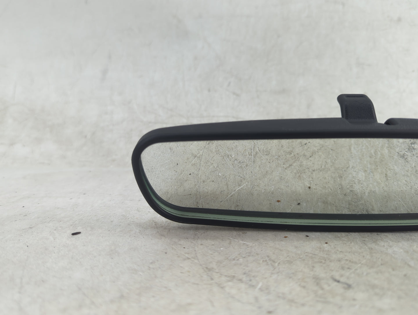 2021 Toyota Highlander Interior Rear View Mirror Replacement OEM P/N:045617 015617, 023617 Fits OEM Used Auto Parts - Oemuse