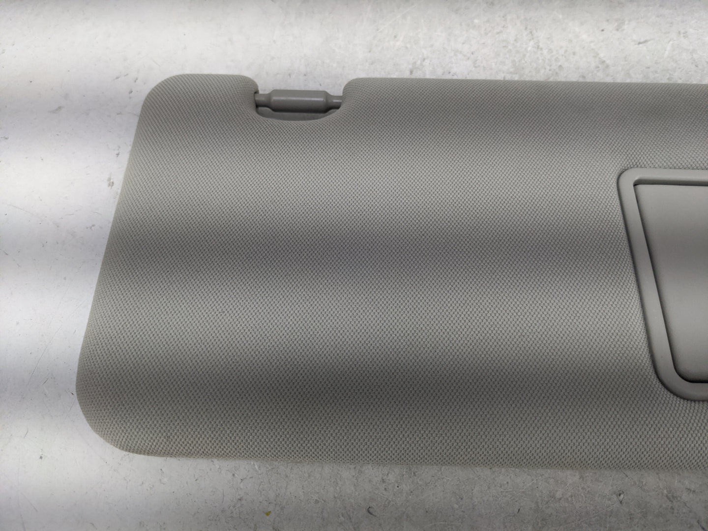 2020-2022 Toyota Highlander Sun Visor Shade Replacement Passenger Right Mirror Fits Fits 2020 2021 2022 OEM Used Auto Parts 
