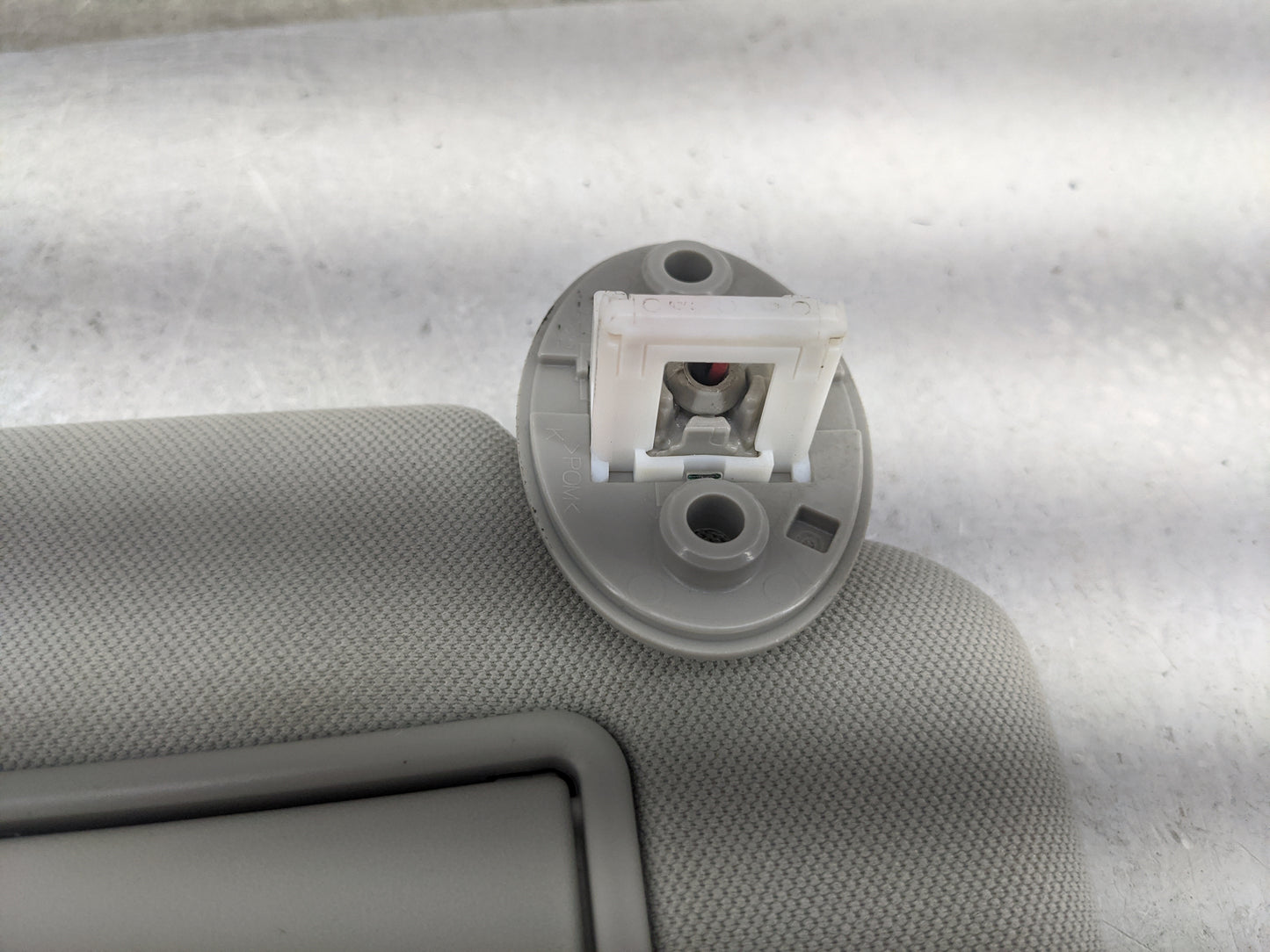 2020-2022 Toyota Highlander Sun Visor Shade Replacement Passenger Right Mirror Fits Fits 2020 2021 2022 OEM Used Auto Parts 