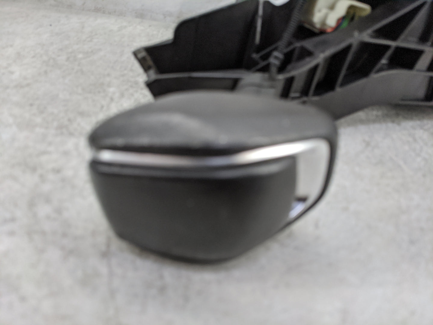 2021 Toyota Highlander Floor Console Assembly Shifter - Oemusedautoparts1.com