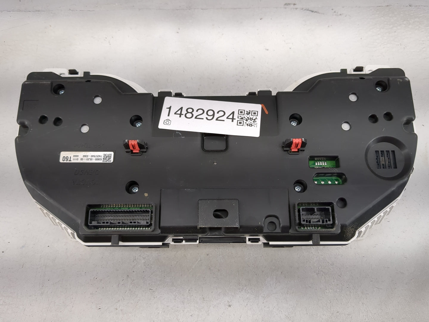 2021 Toyota Highlander Instrument Cluster Speedometer Gauges P/N:83800-0EJ51-00 TN257640-0360 Miles: Fits OEM Used Auto Part